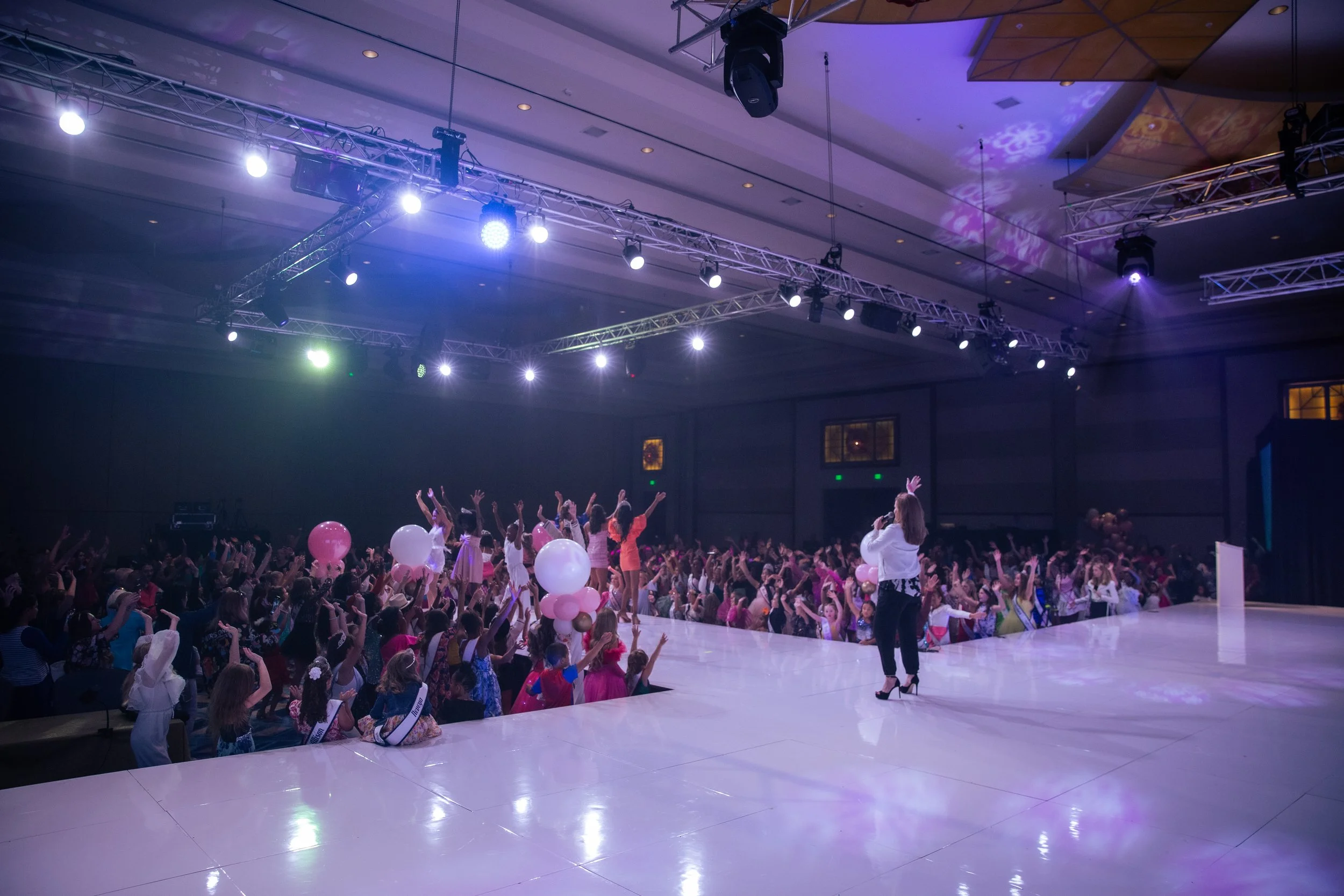 UrbanHillPhoto-Fun Fashion JD-13.jpg