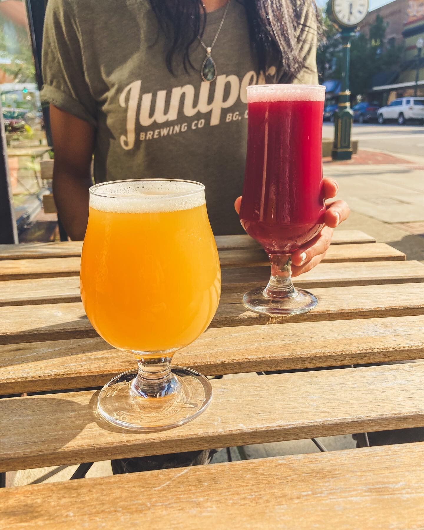Introducing our two newest beers: Boogie Shoes + Knee Deep (v2)

Boogie Shoes | Triple Hazy IPA
&bull; 10% ABV
&bull; 25 IBU

Knee Deep | Blueberry Raspberry Sour
&bull; 5.5% ABV
&bull; 4 IBU

Perfectly refreshing and flavorful to beat the last bit o