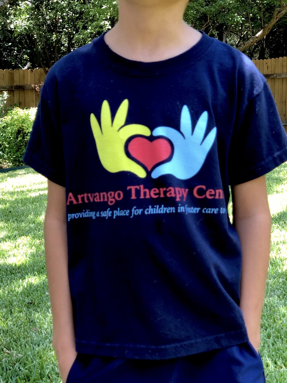 Dek de tafel Zeggen Balling Children's T-shirt — Artvango Therapeutic Services, Inc.