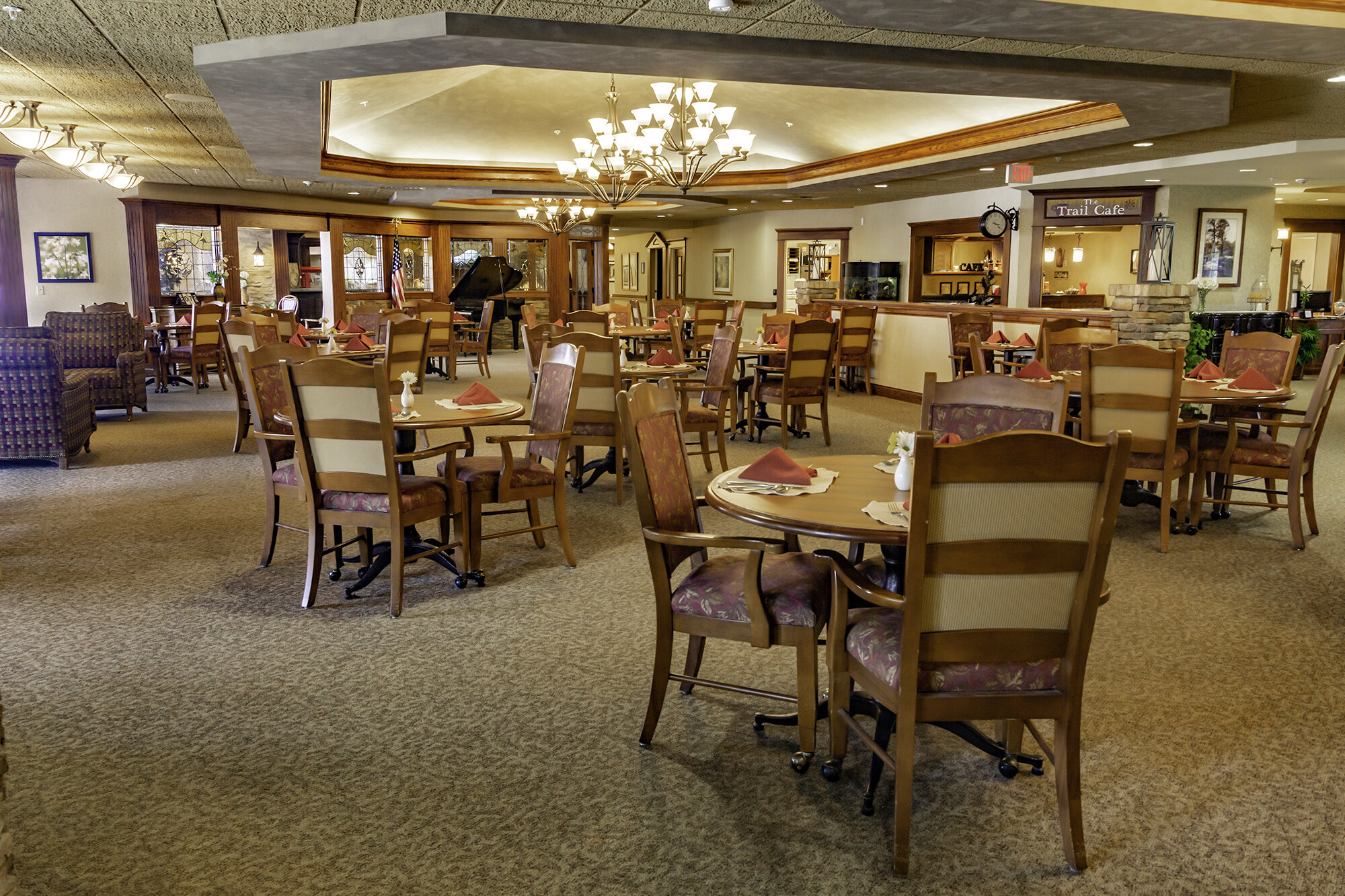 Main Dining Room at Inn at Whitewood Village - North Canton, OH