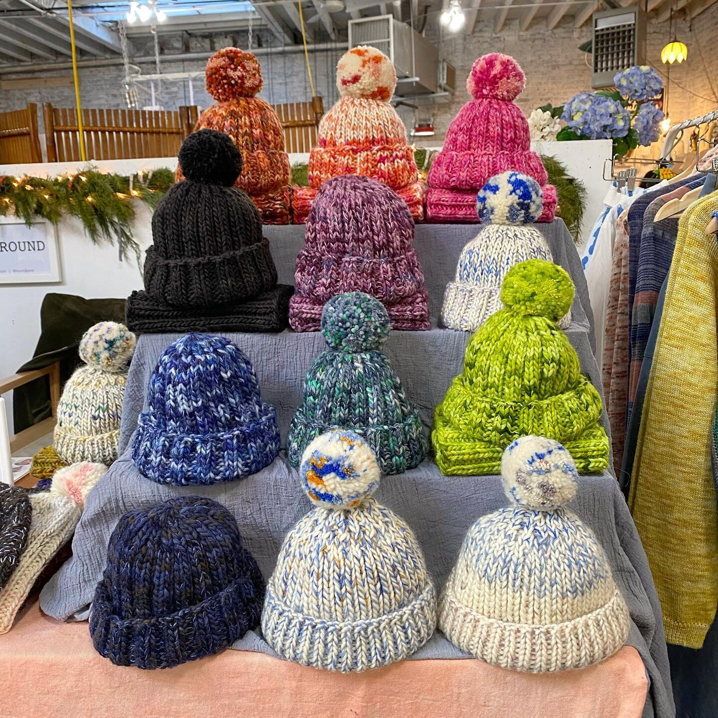 It’s my last weekend @artistsandfleas Williamsburg! Stop by and take care of any last minute gifting needs. š
.
.
.
.
.
.
.
.
.
.
#shopsmall #shoplocal #artistsandfleas #artistsandfleasbrooklyn #shopbrooklyn #madeinbrooklyn #madeinusa #madeinn