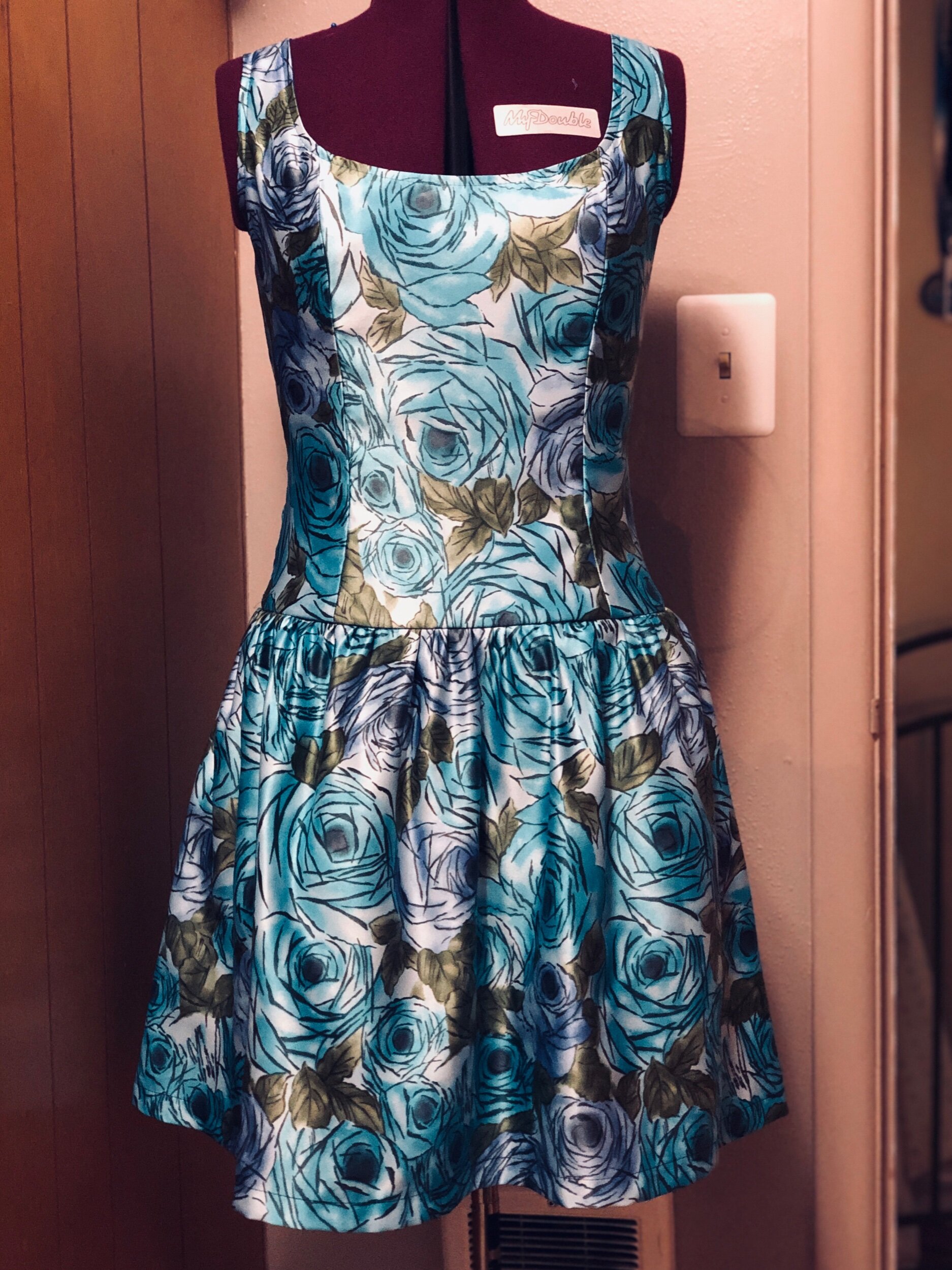 Vouge 9100 Pattern Review — Not Sew Basic