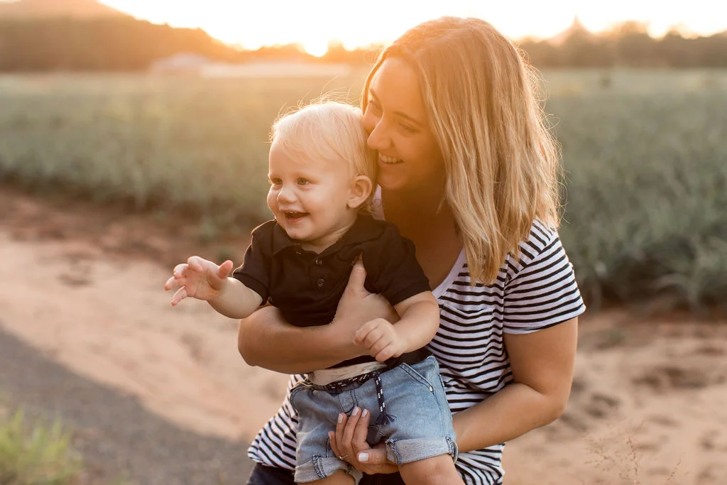 5 Reasons To Book Your Sunshine Coast Family Photo Session This Month