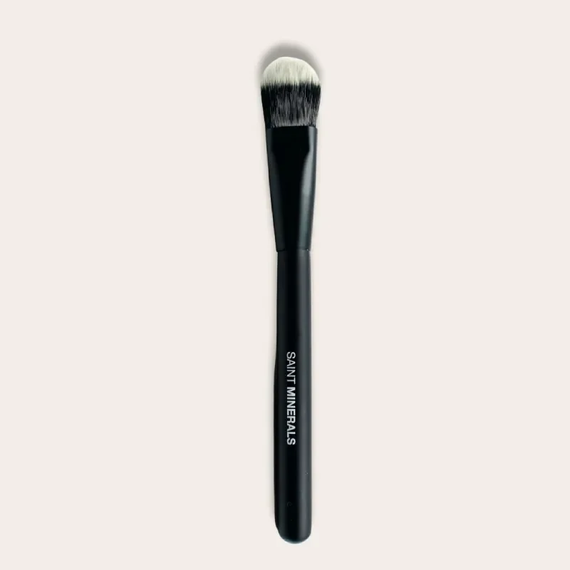 SAINT MINERALS® Foundation Brush