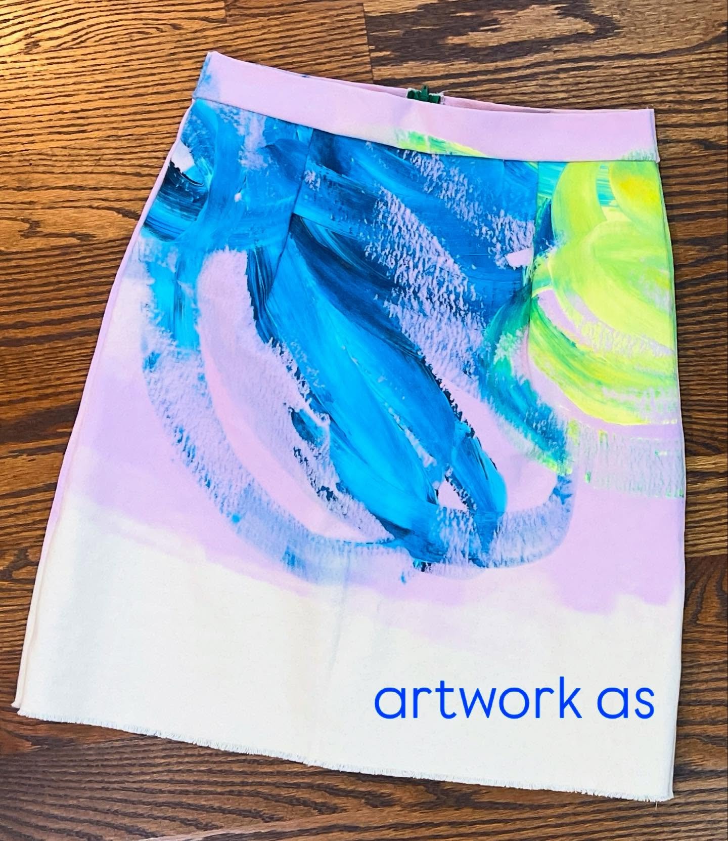 / bari wieselman schulman

ARTWORK as ARTWEAR
one-of-a-kind pieces handsewn from my original raw canvas paintings

swipe through to see me debut the newest addition to the raw canvas artwear line at the opening reception for my solo show, COLOR BLOOM