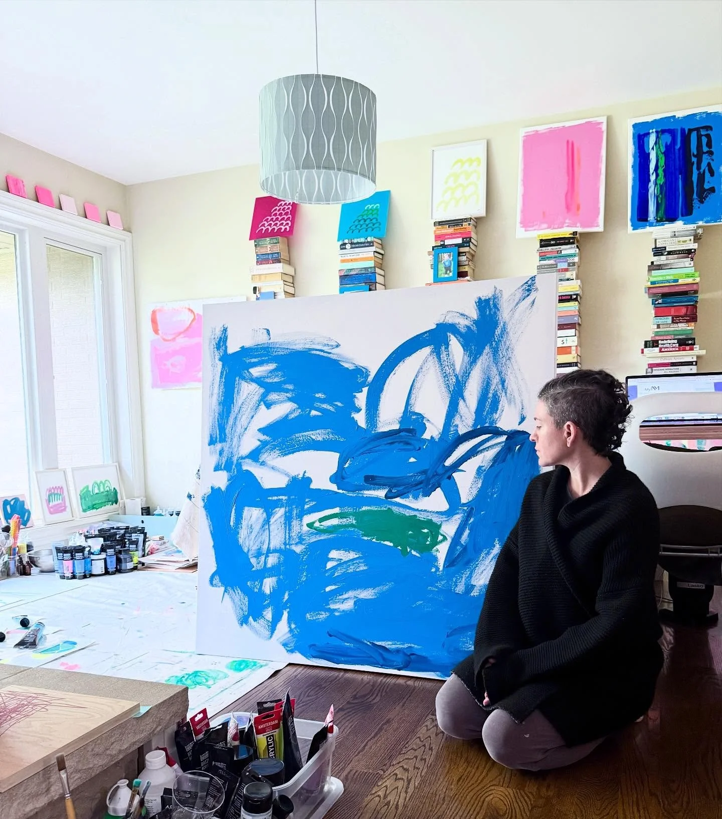/ bari wieselman schulman

hiii
it&rsquo;s always good to take a moment to (re)connect amidst the day-to-day chaos...
for those who are new here, welcome &mdash; i&rsquo;m bari, a modern abstract painter + mixed-media artist based in (stellar, awesom