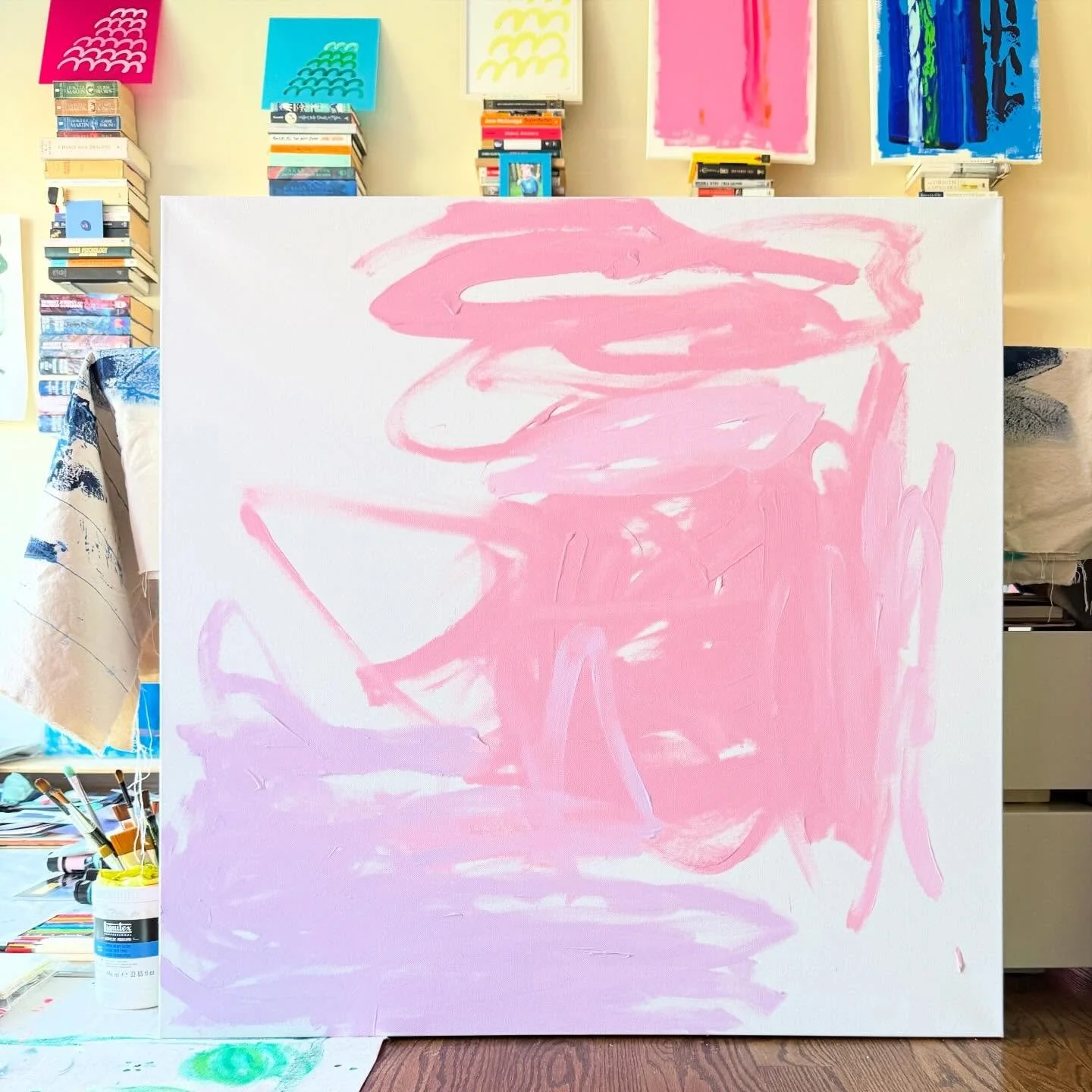 / bari wieselman schulman

new year can mean new perspective, new harmonies, 
new colors
our homes + spaces are reflections of our inner worlds, our selves, perhaps our dreams, our passions

art in any form is an opportunity for dialogue, for express