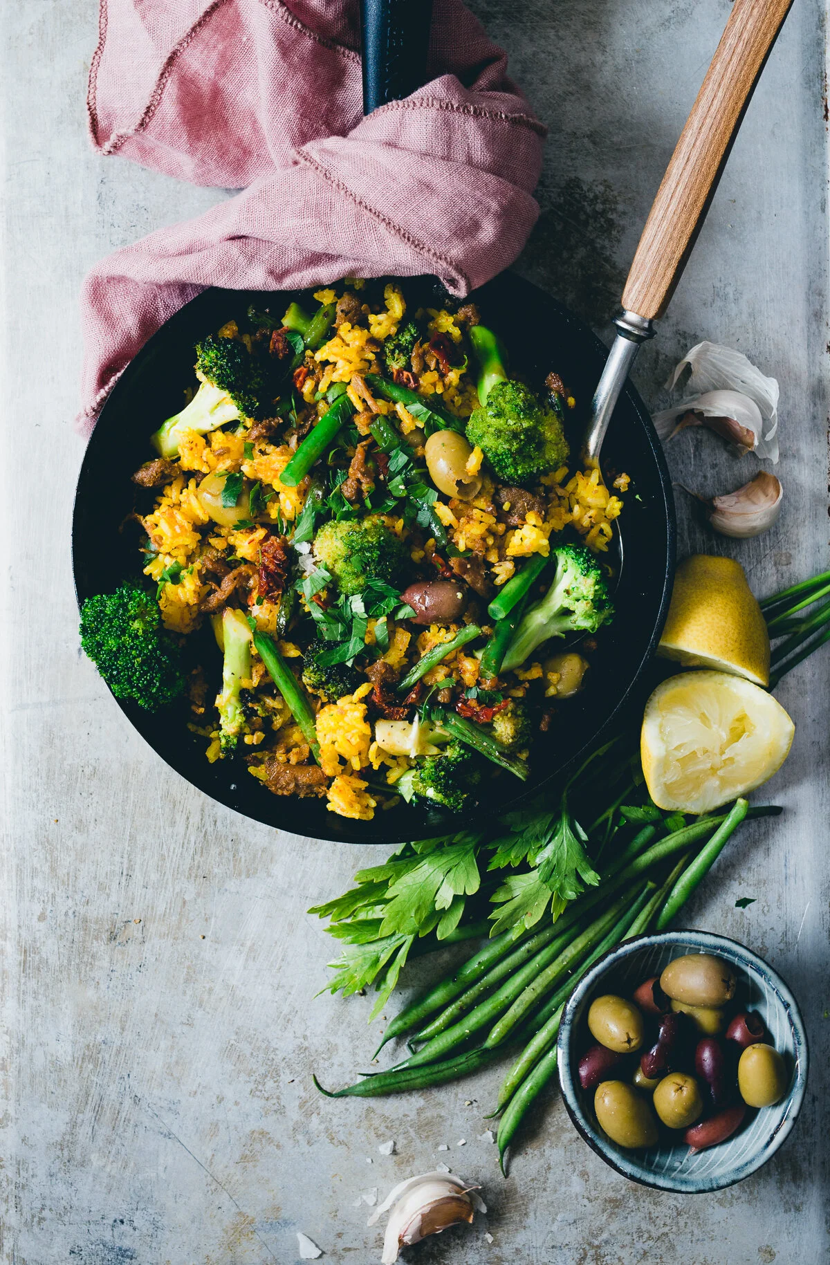 Pulled Oats Paella with Saffron, Broccoli, String Beans & Olives | v