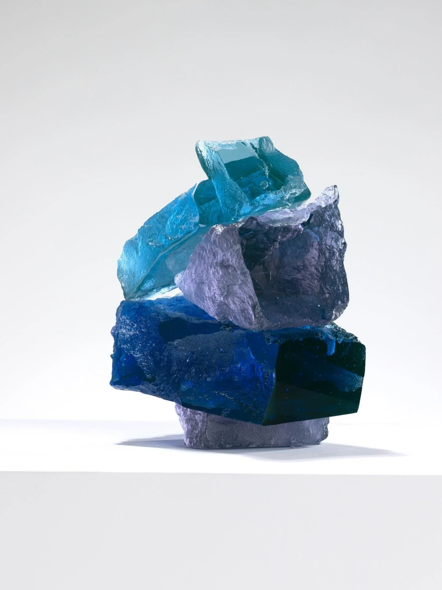 Time Rock Ice 

Thinking about this piece today as we head up to Winter Solstice and the coldest days of the year. Created for Browns in. 2023 and now in a client collection.

#castglass #ice #iceberg #timerock #timerocks #dichroicglass