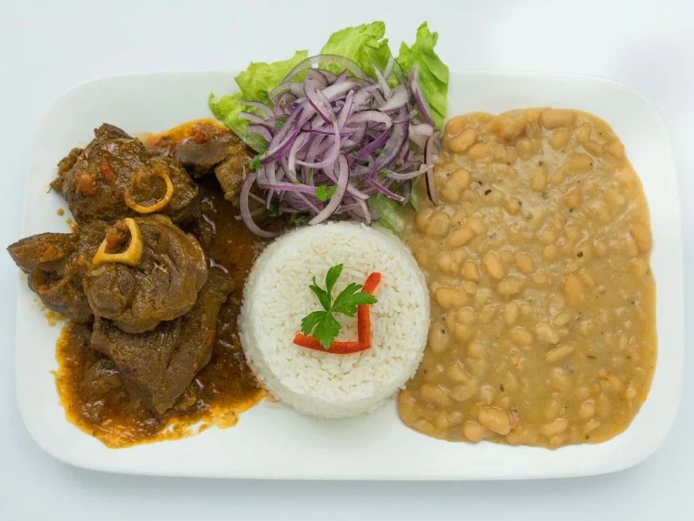 Frejoles+con+Seco+de+Cabrito+%281%29.jpg
