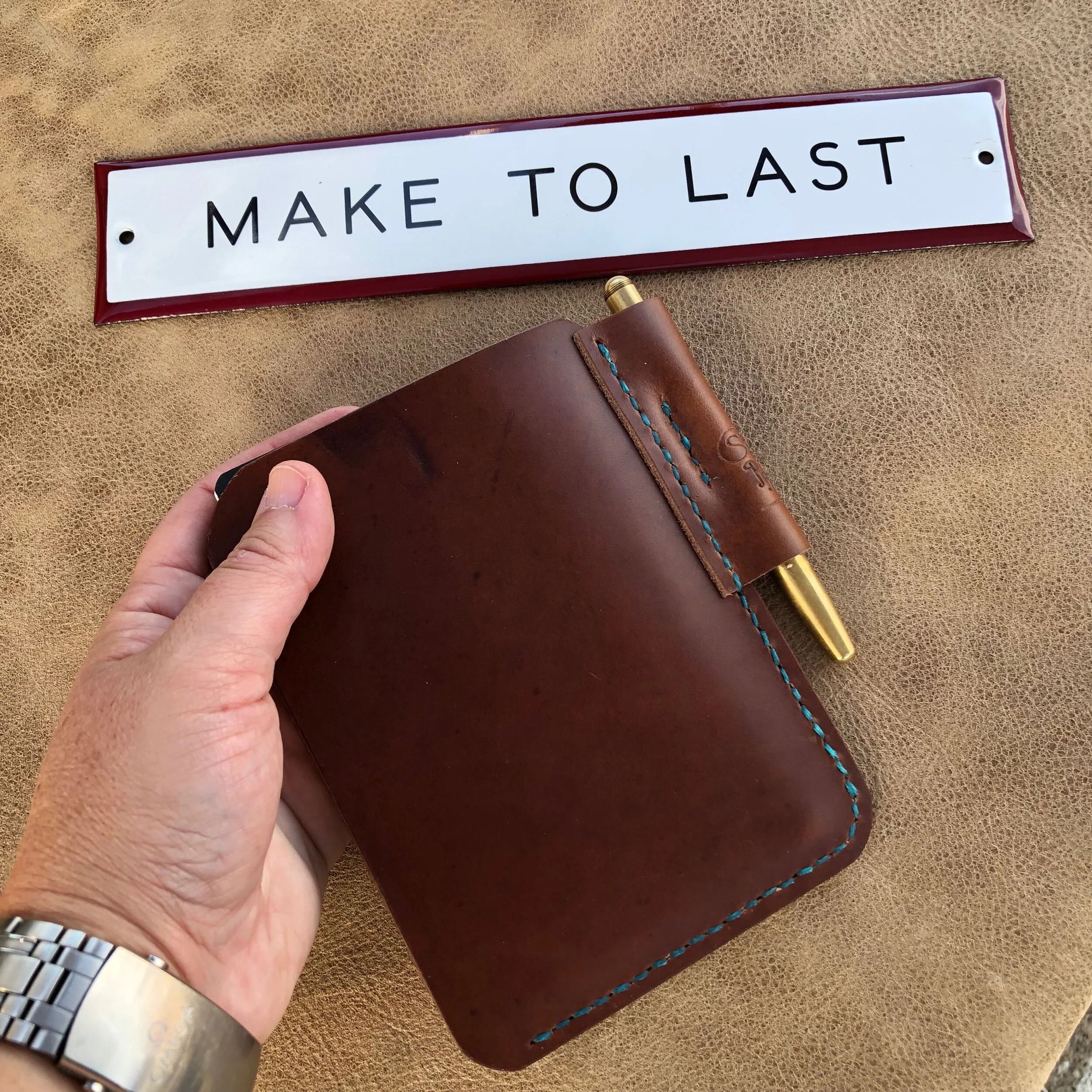 4F9DF5B0-40E3-4328-A66C-806464A2DA3C