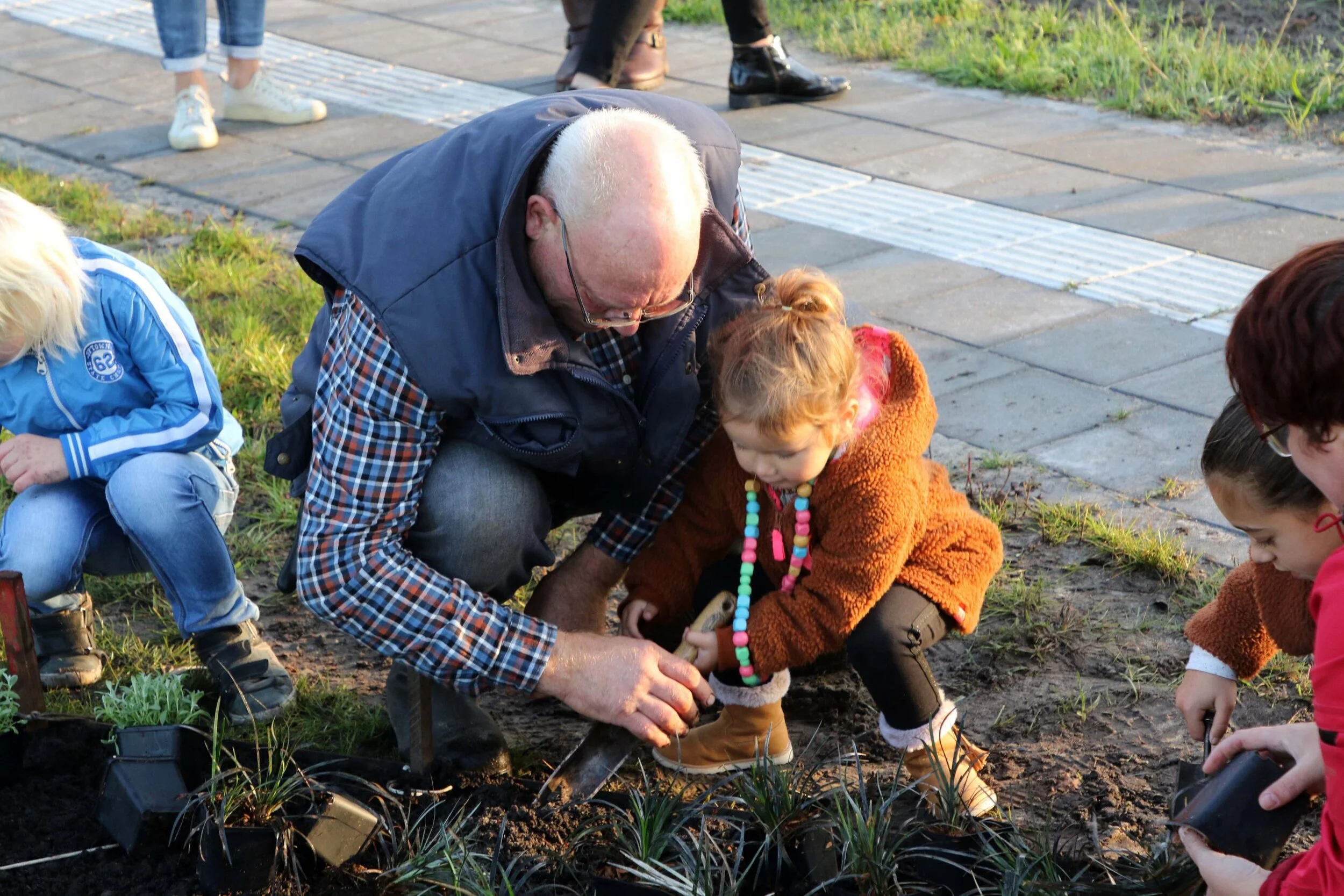 Onthulling en 1e inplant dorpswapen Hurdegaryp.jpg