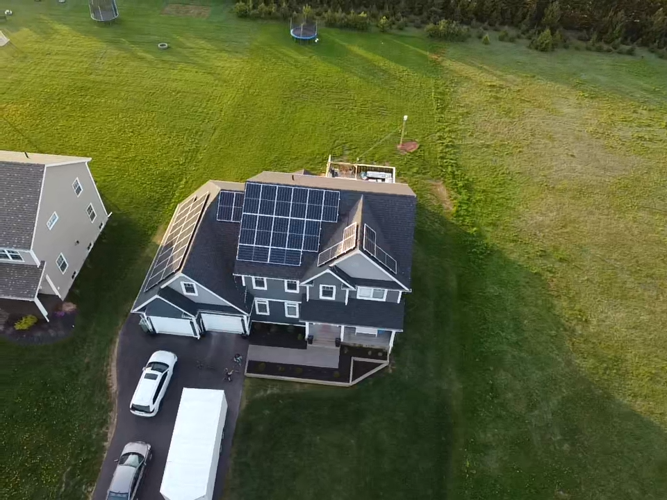 148 East Royalty.PNG