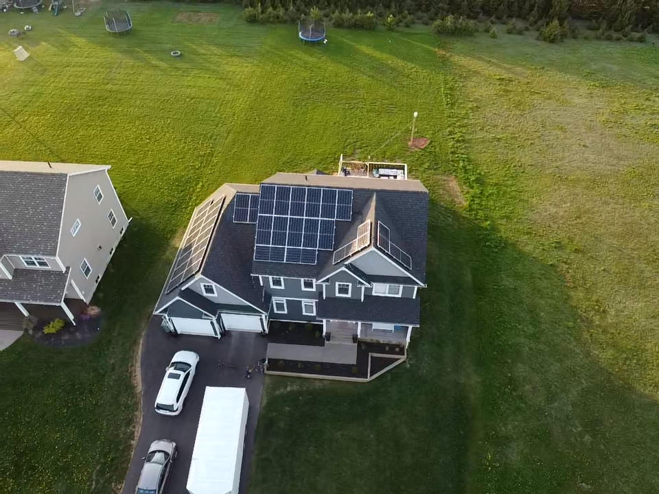 148 East Royalty.PNG