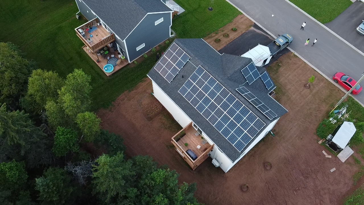 181 Essex Crescent.PNG