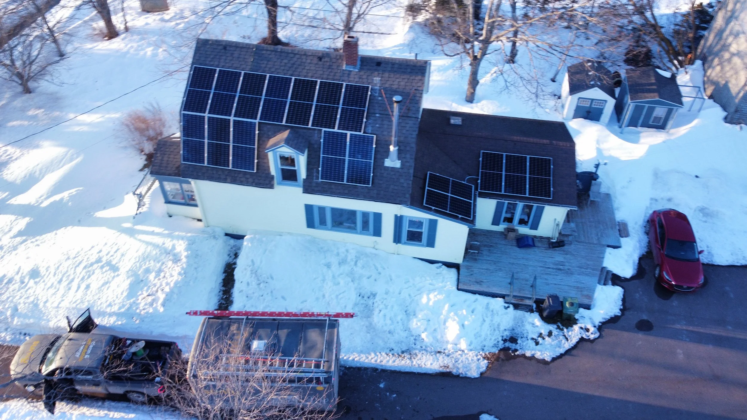 136 MacRae Drive.jpg