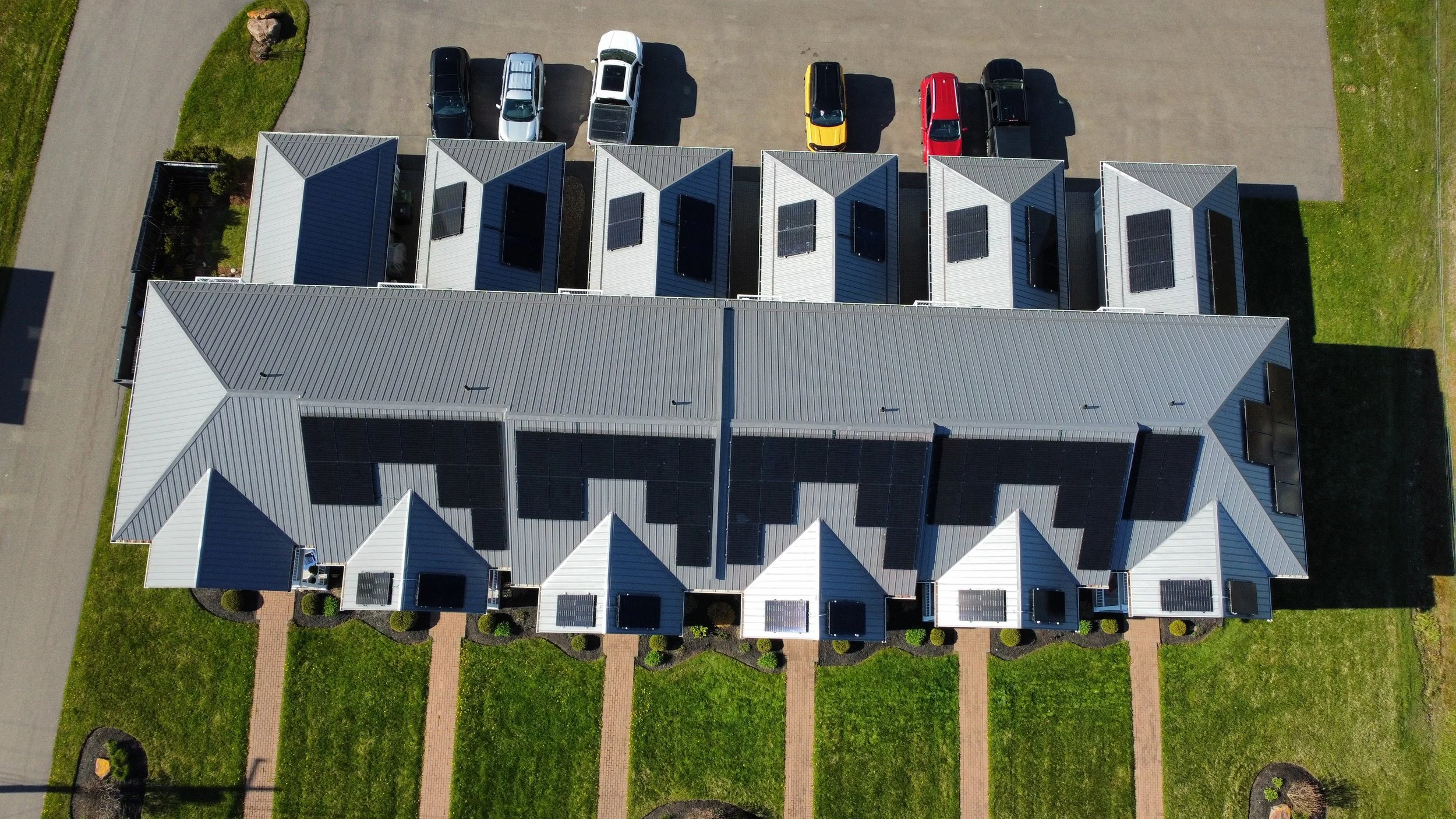 394 MacKenzie Drive.jpg