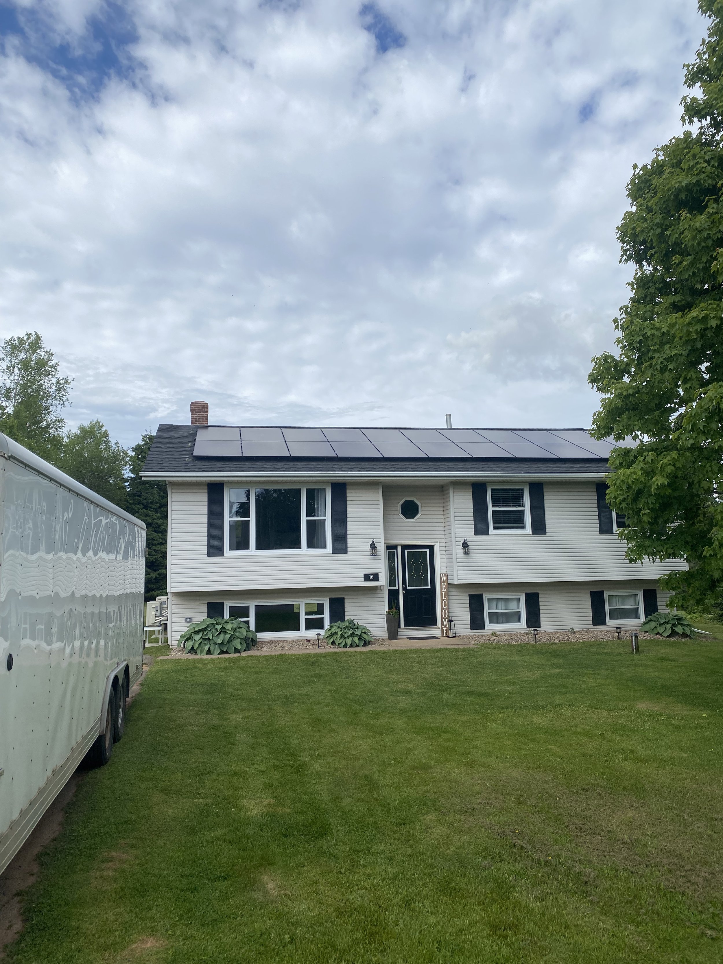 16 Vessey Drive.jpg