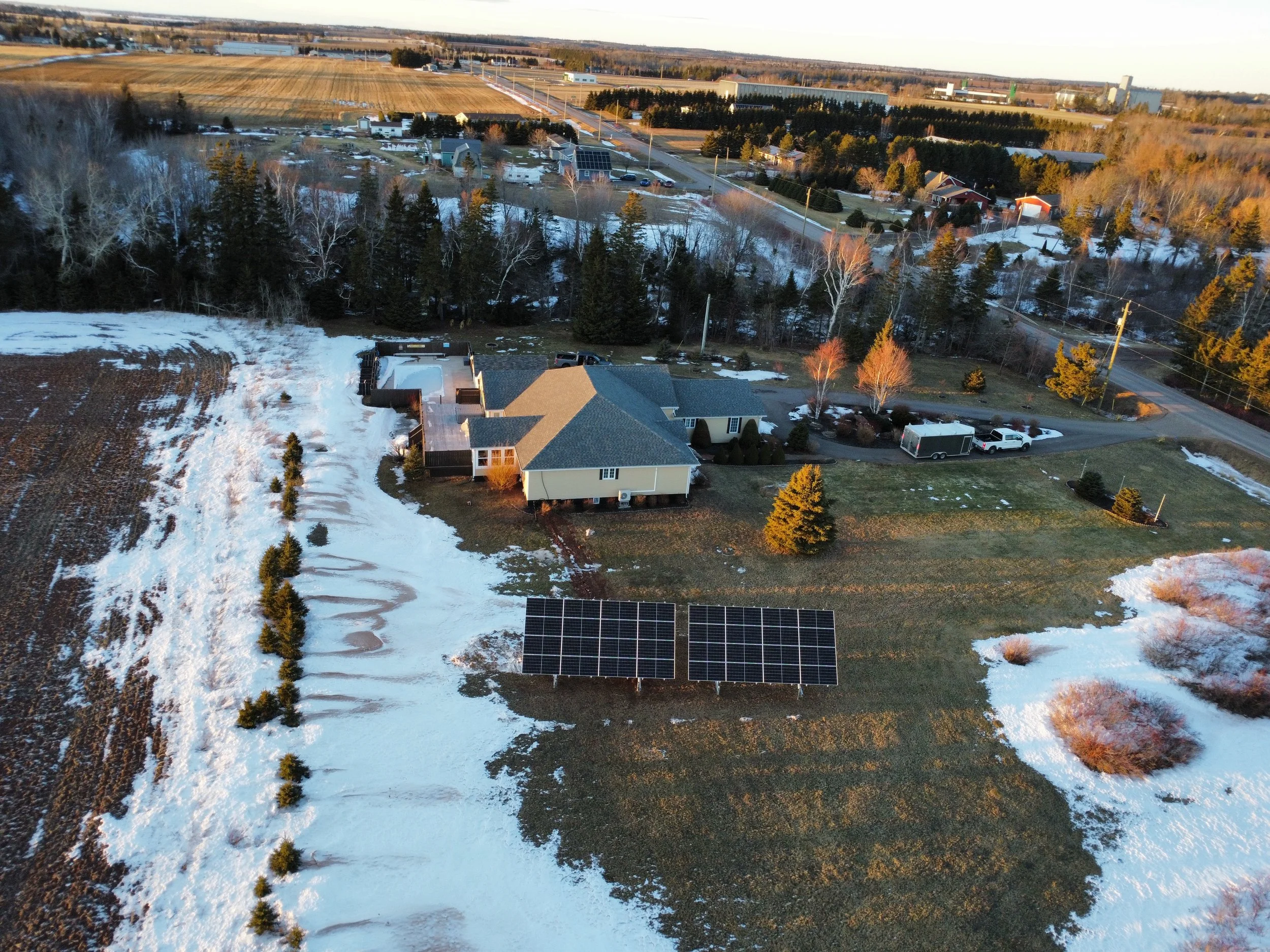 460 MacIntyre Road.jpg