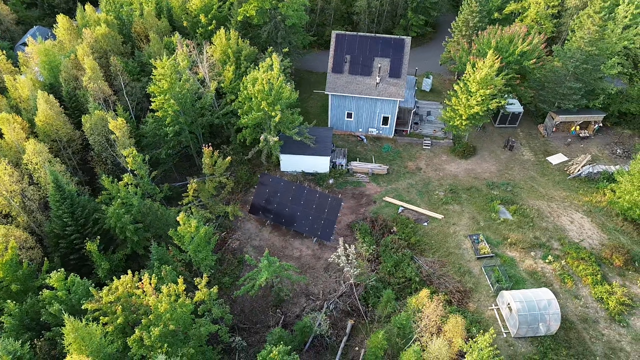 136 Chemin Cote Sainte Anne.PNG