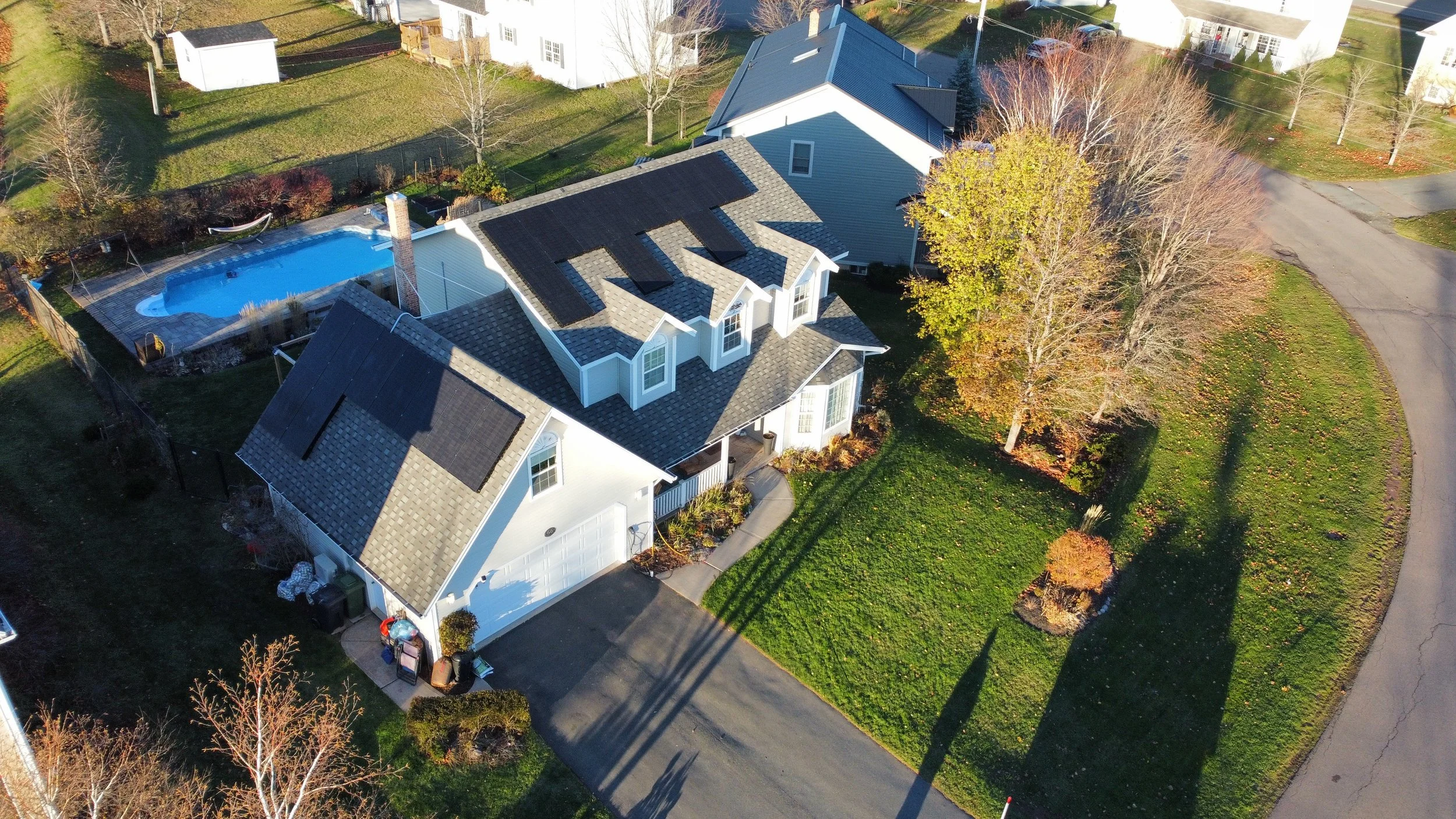 66 Bell Crescent.jpg