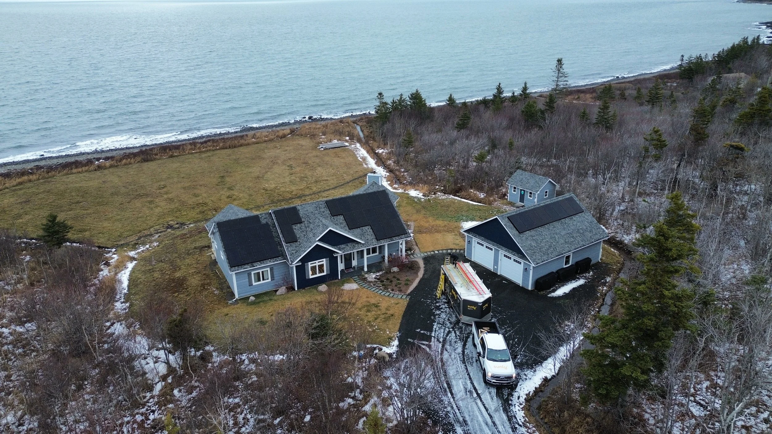 6993 Shore Road W.jpg