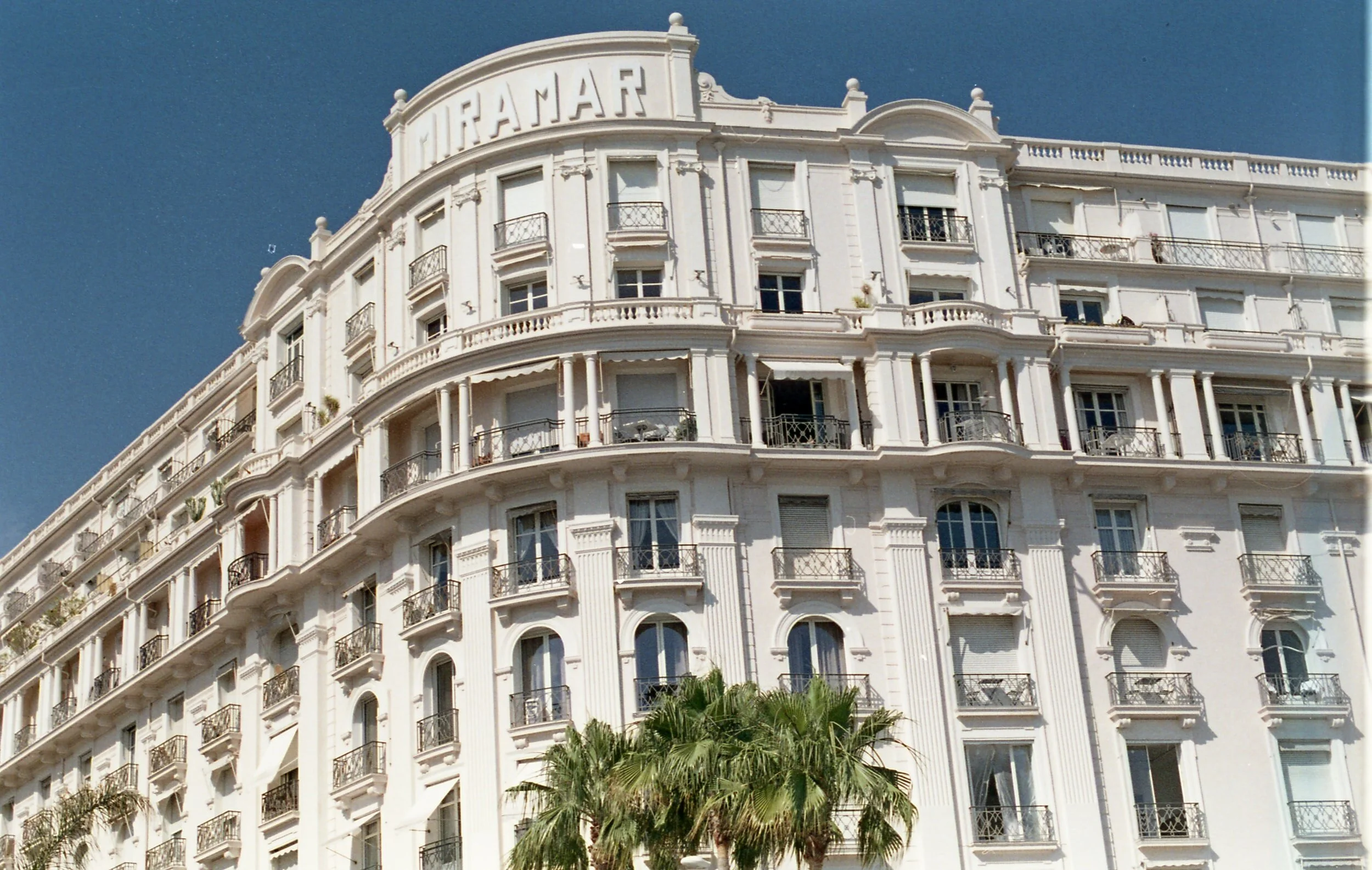 A Headhunter’s Guide to Networking in Cannes