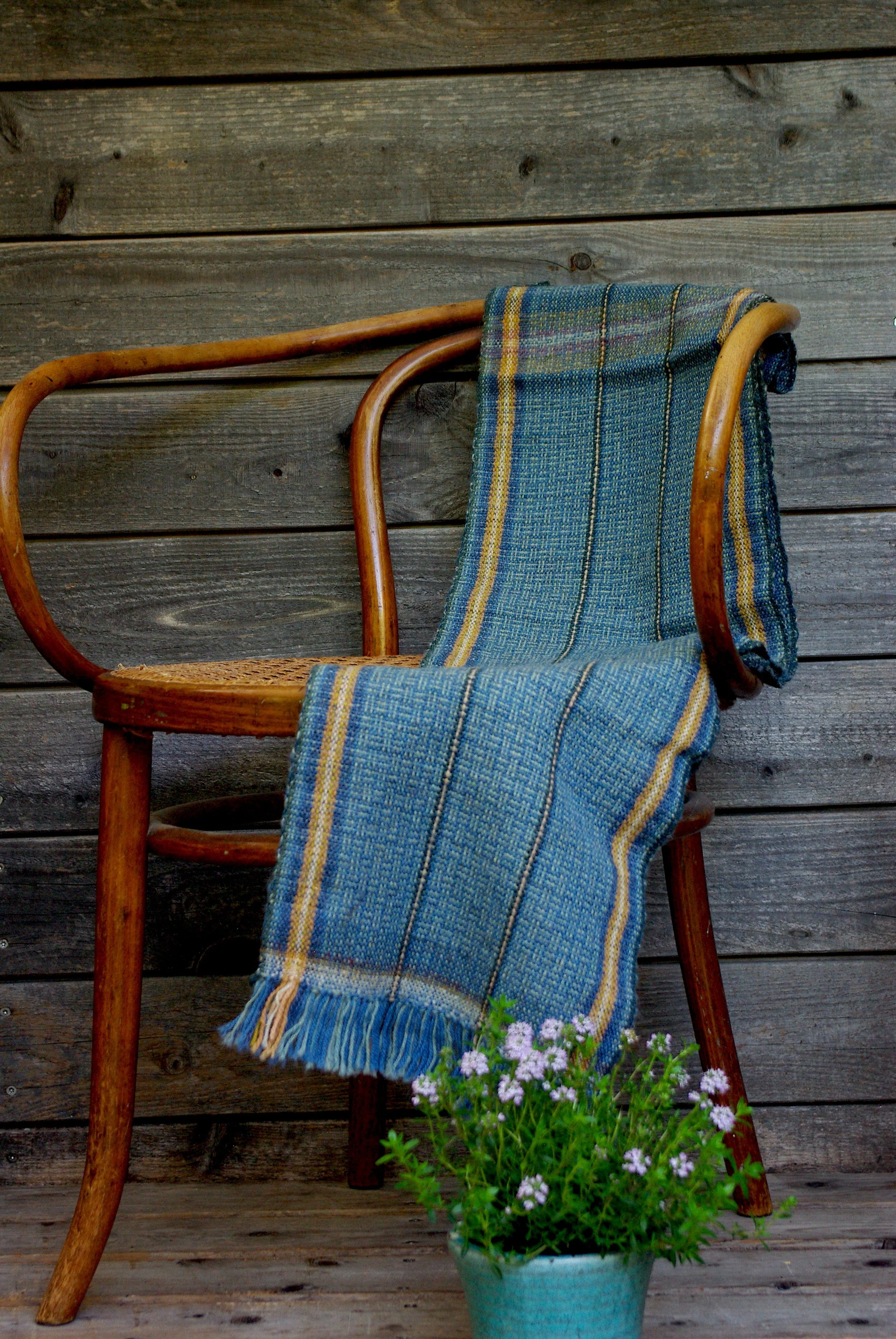 Handwoven Woolen Shawl N° 13