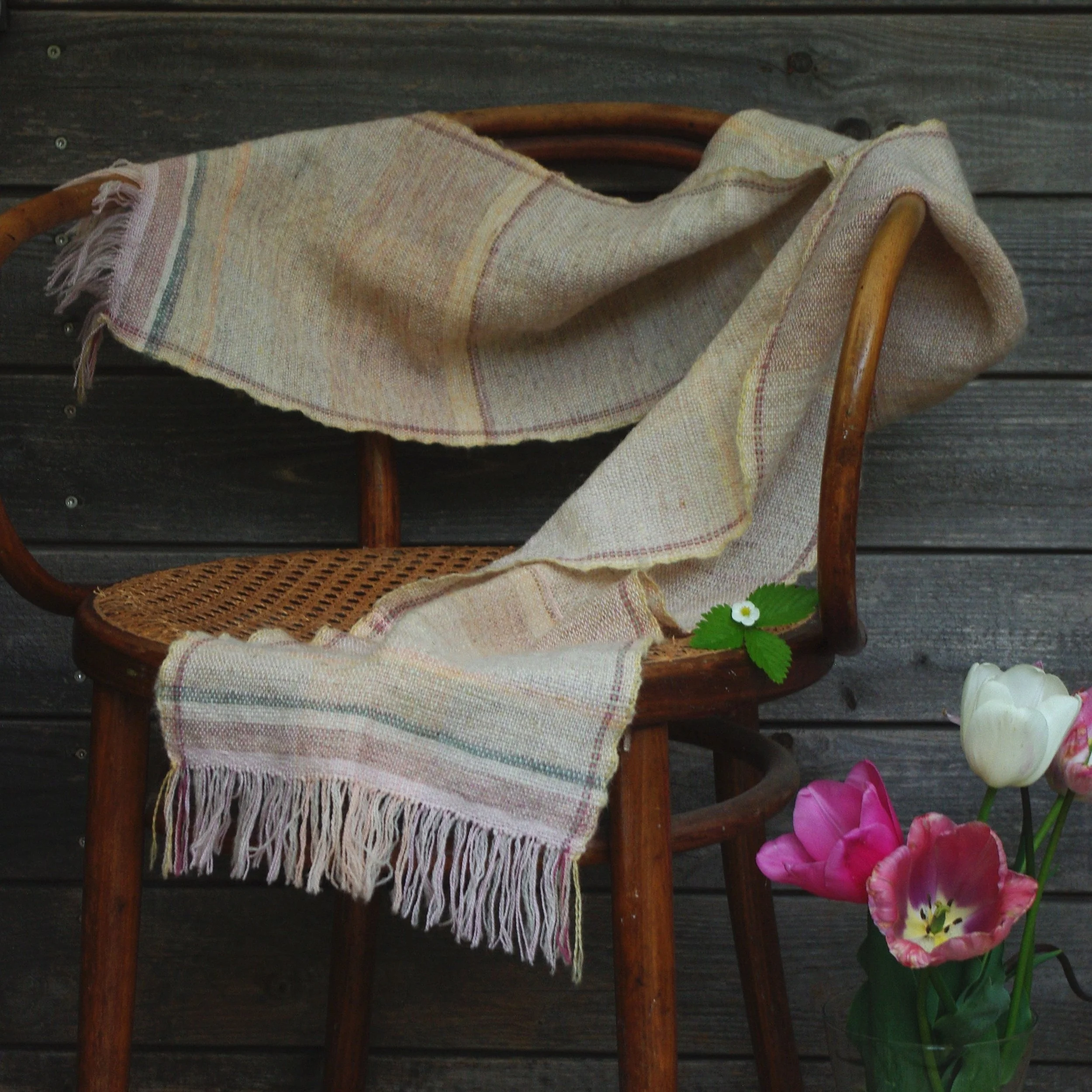 Handwoven Woolen Shawl N° 1