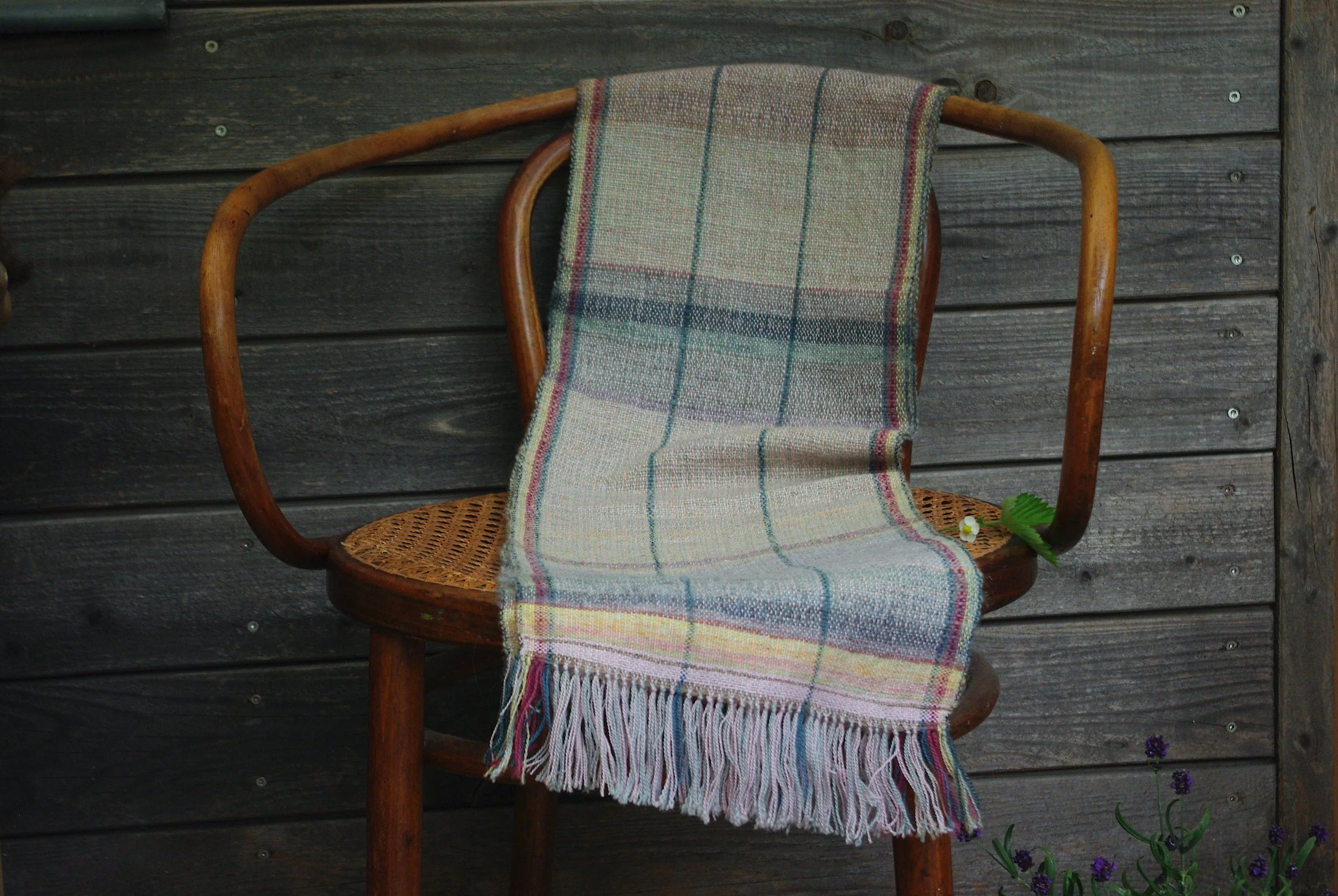 Handwoven Woolen Shawl N° 5