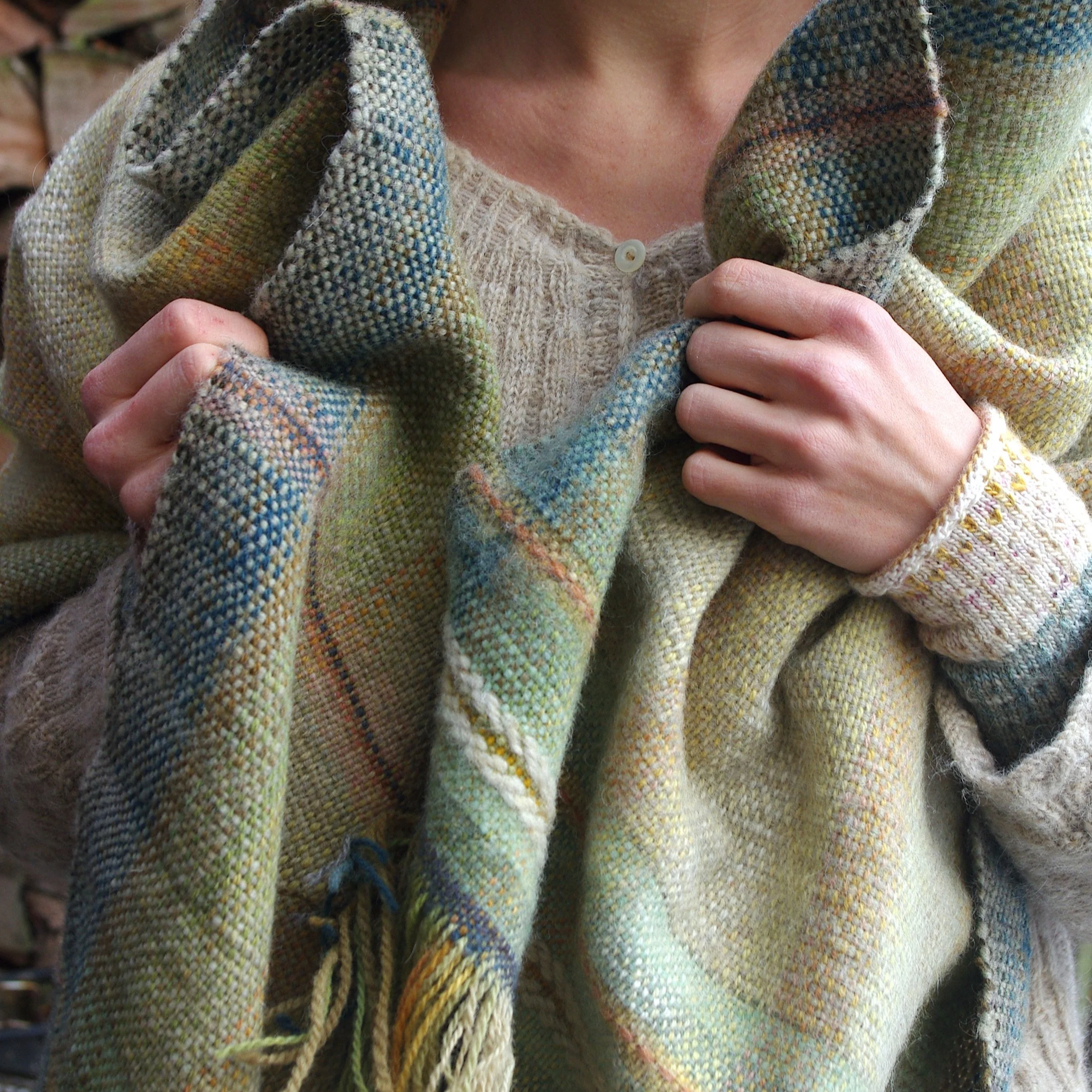 Handwoven Woolen Throw N° 17 - handgewebtes Tuch