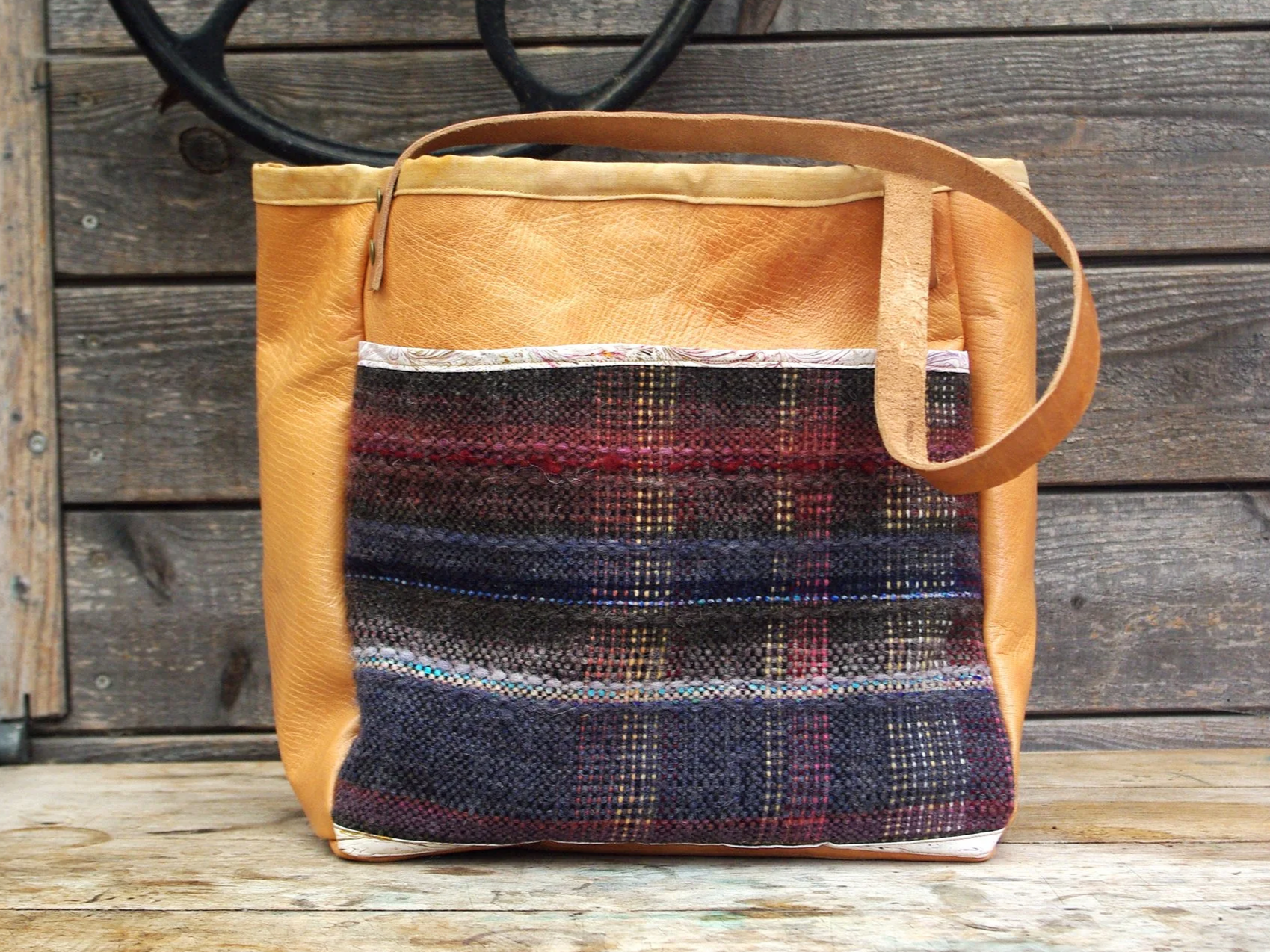 Leather bag N° 4 - Ledertasche