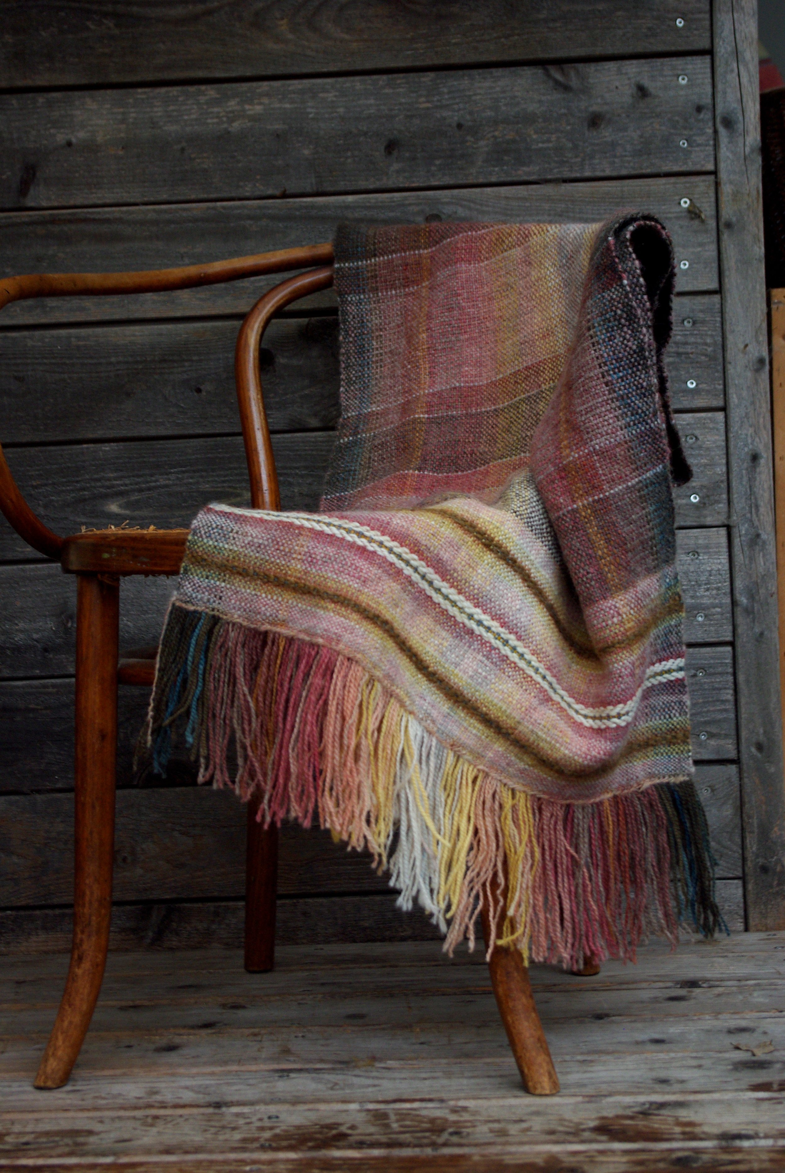 Handwoven Woolen Throw N° 20 - handgewebtes Tuch