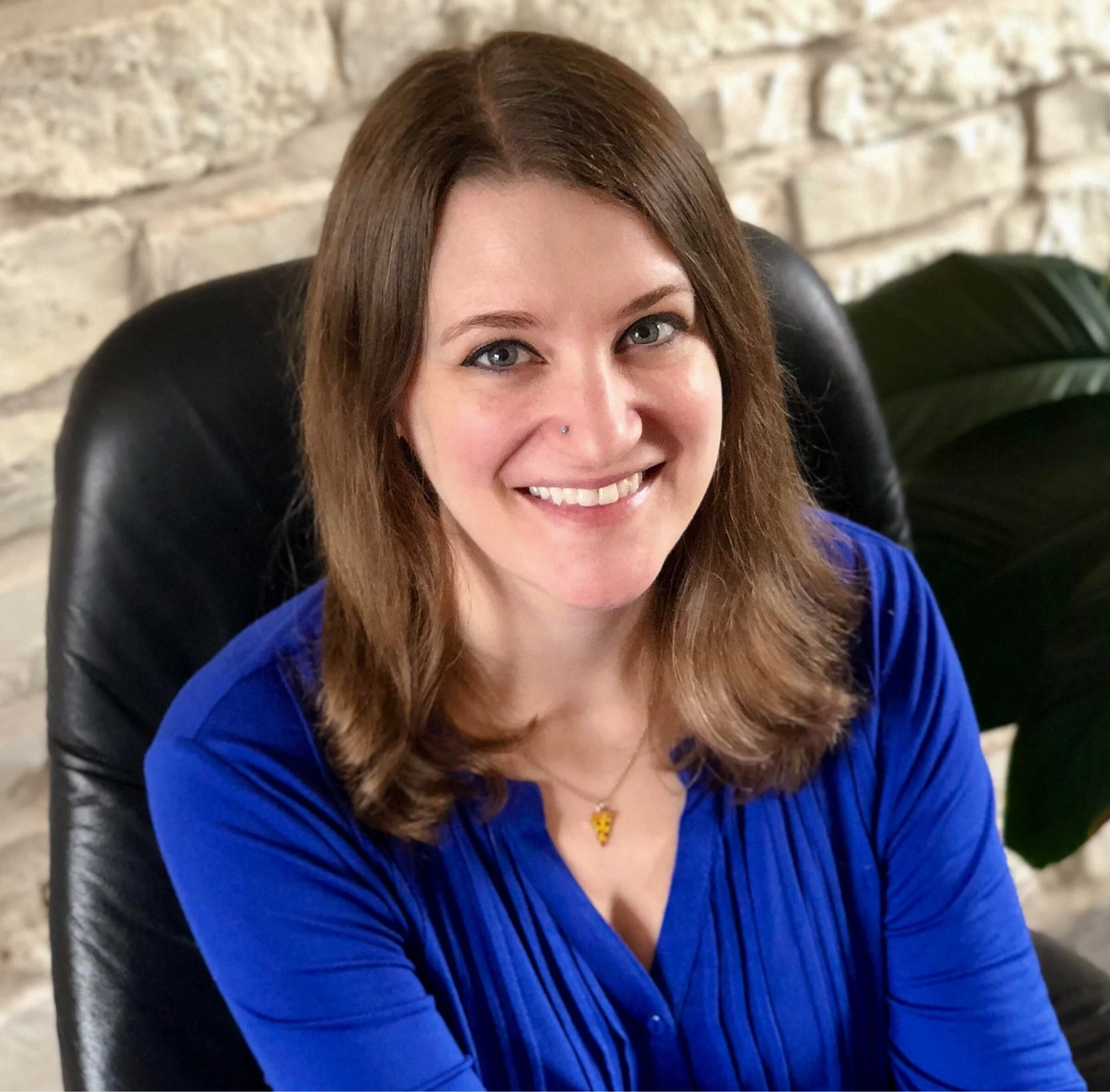 Ashleigh Edelstein Therapist.jpg