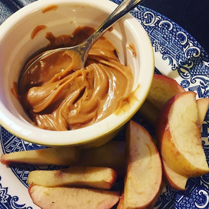 RECIPES: Baked apples with sunflower seed butter