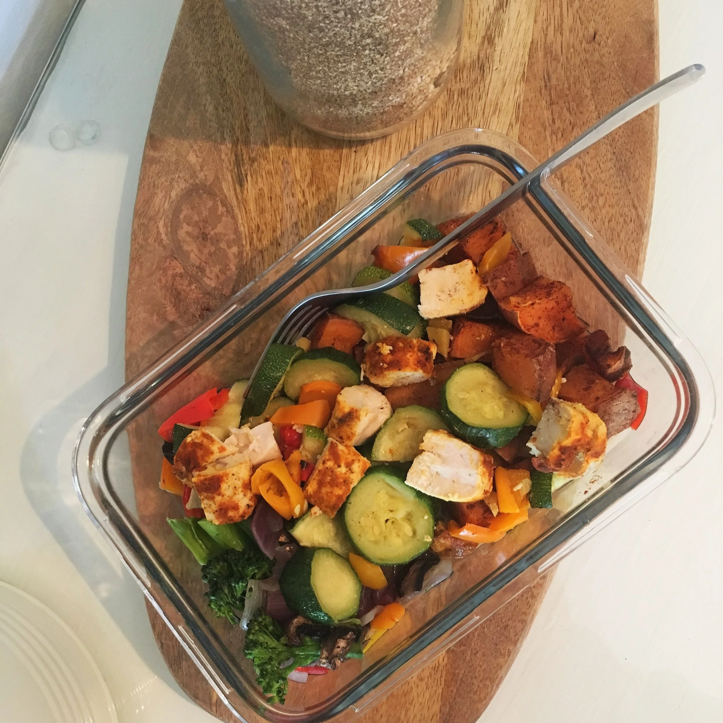 MEAL PREP: Cinnamon sweet potatoes with chicken &amp; vegetables