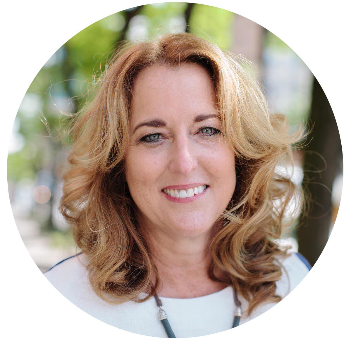 shari-thomas-circle.png