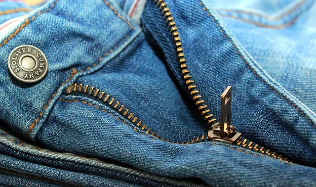 How to Store Clothing in Storage Units in Las Vegas