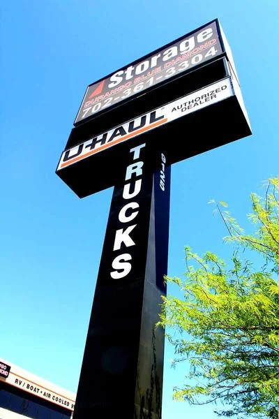 Tips for Downsizing and Using a Self-Storage Unit in Las Vegas