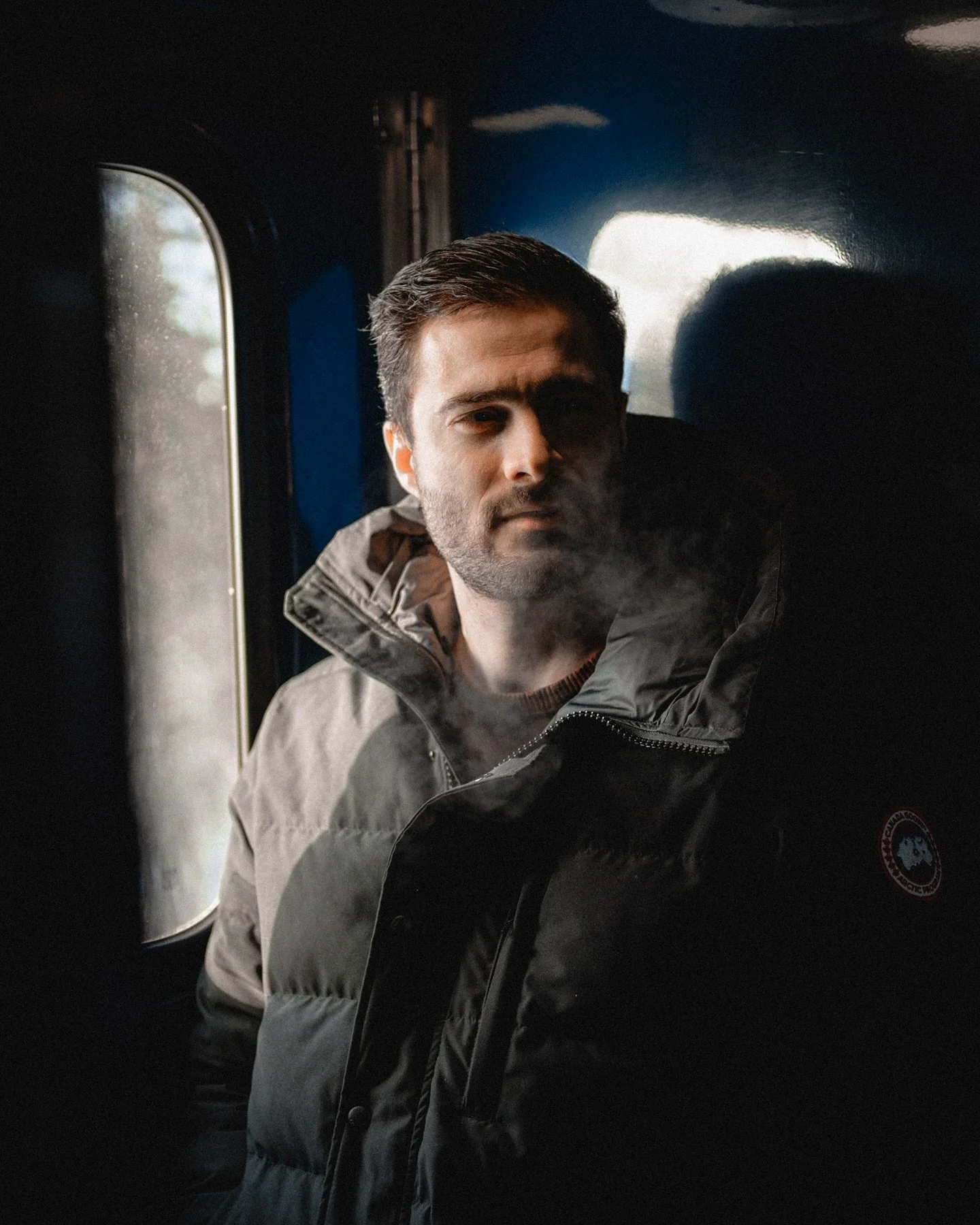 All aboard the train to Narnia 🚞
.
Can you spot the Moose?
.
#alaska #traintonarnia #travelgram #exploremore #alaskaadventure