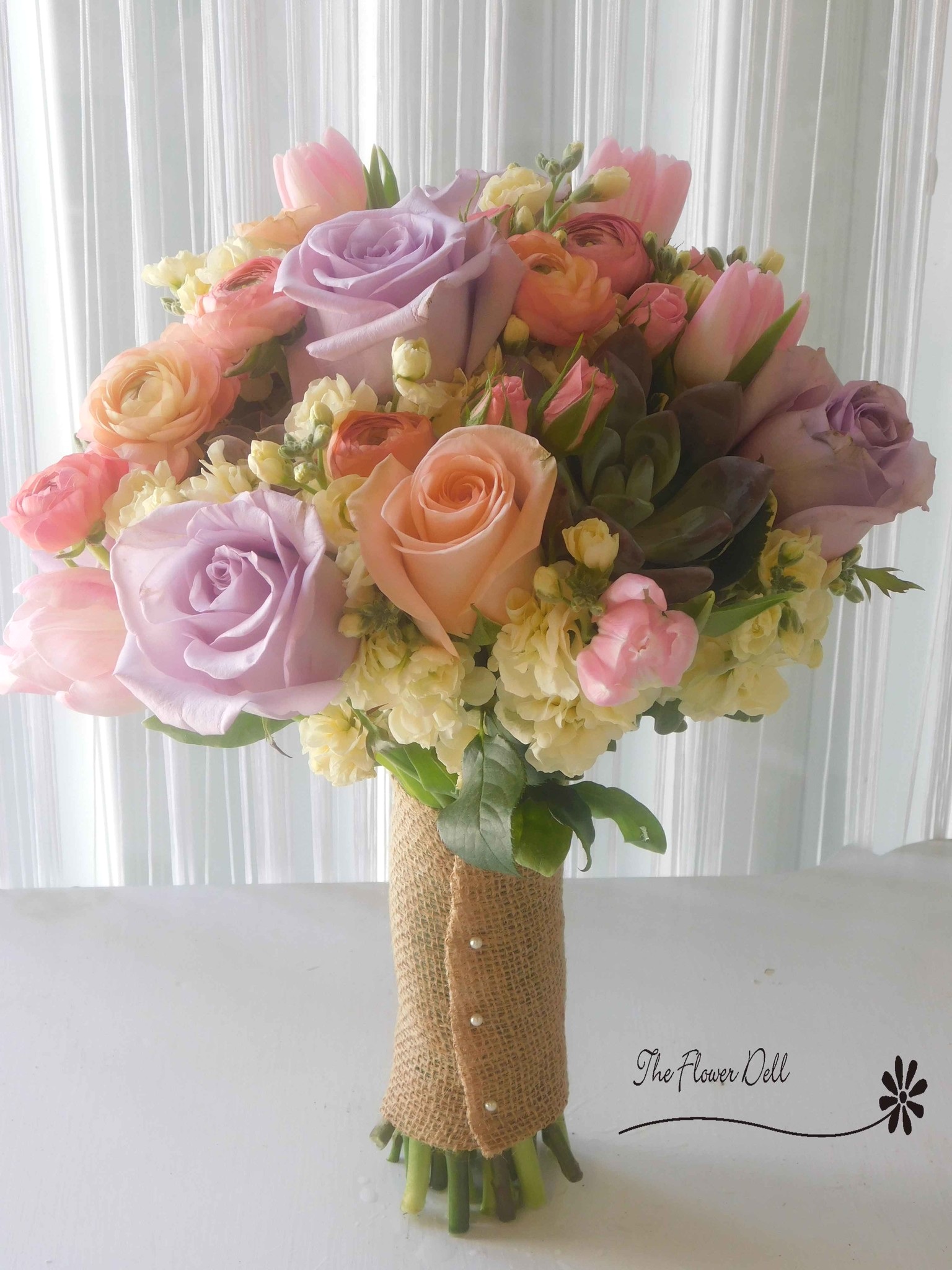 wedding-bouquet-pastels.jpg