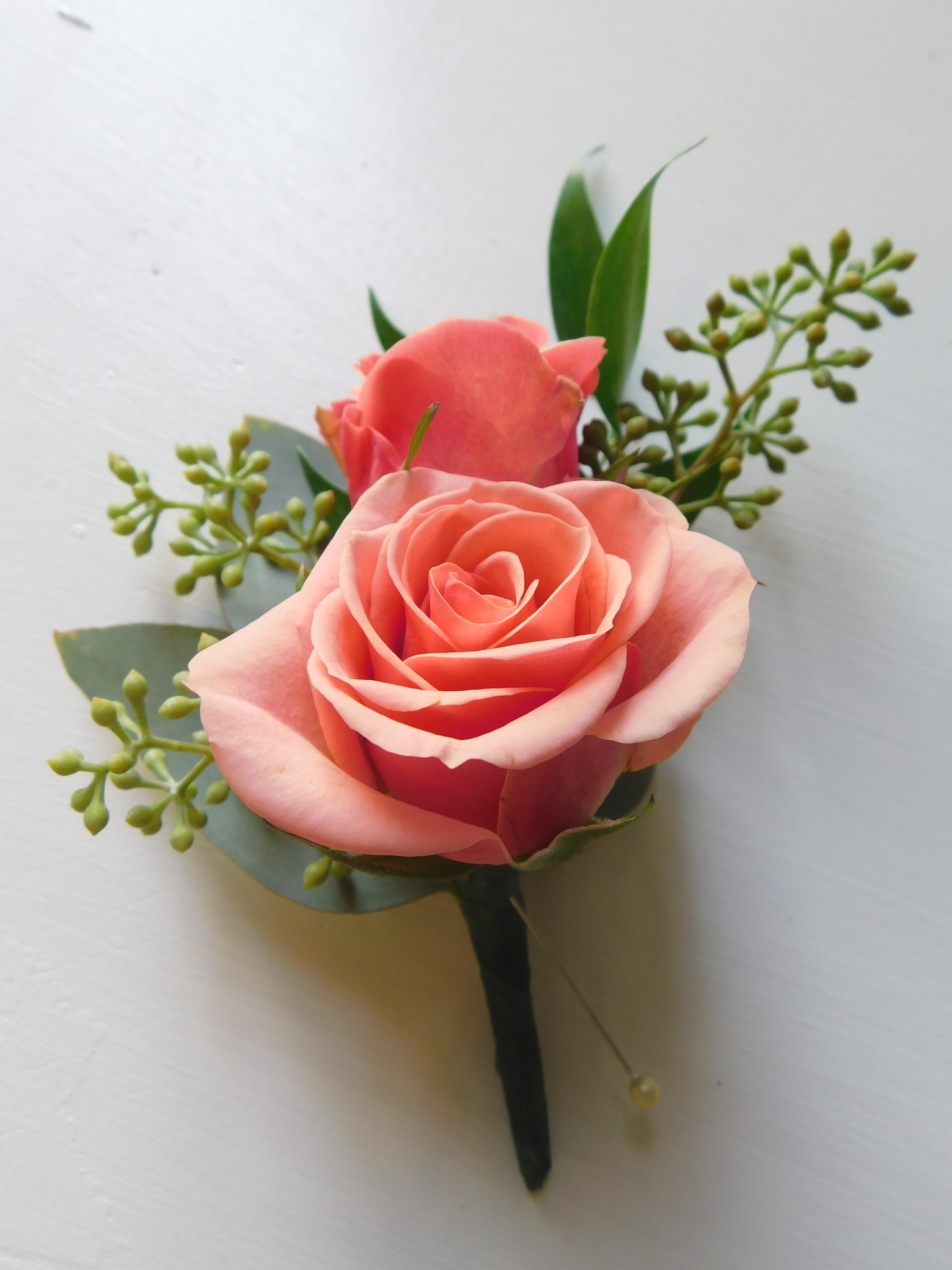 Boutonniere-mini-rose.jpg