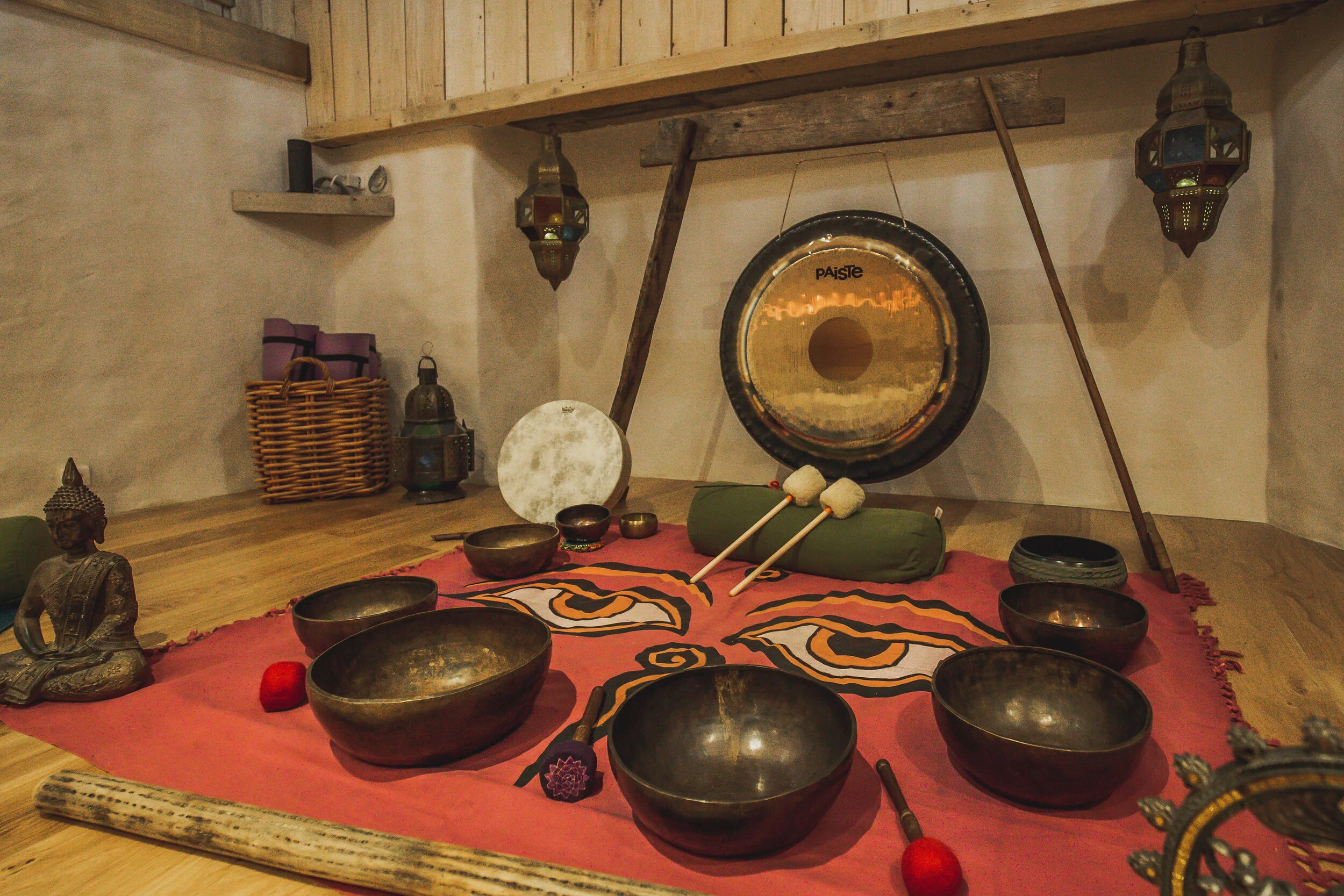 Gong and Bowls.jpg