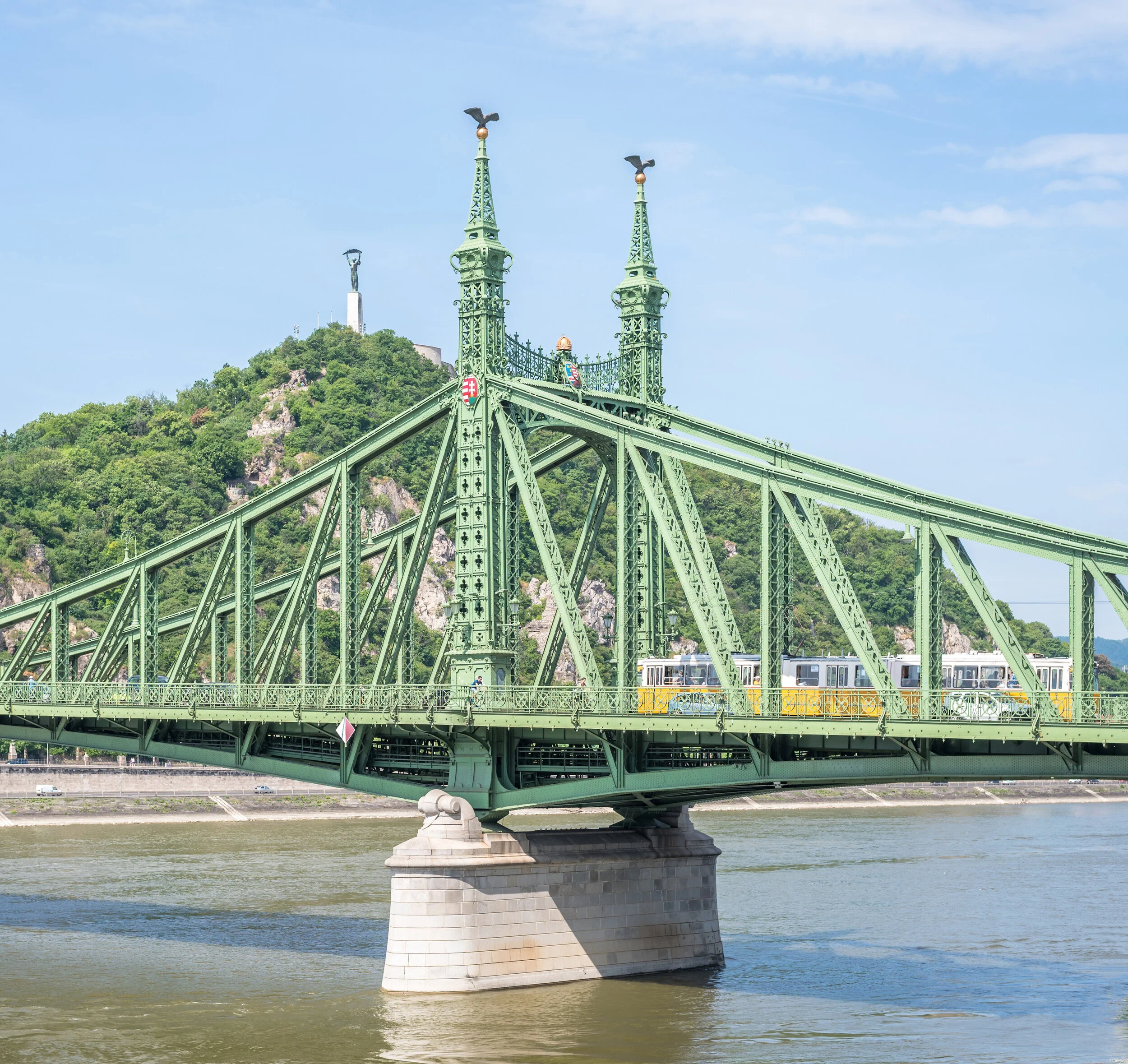 buda bridge.jpg