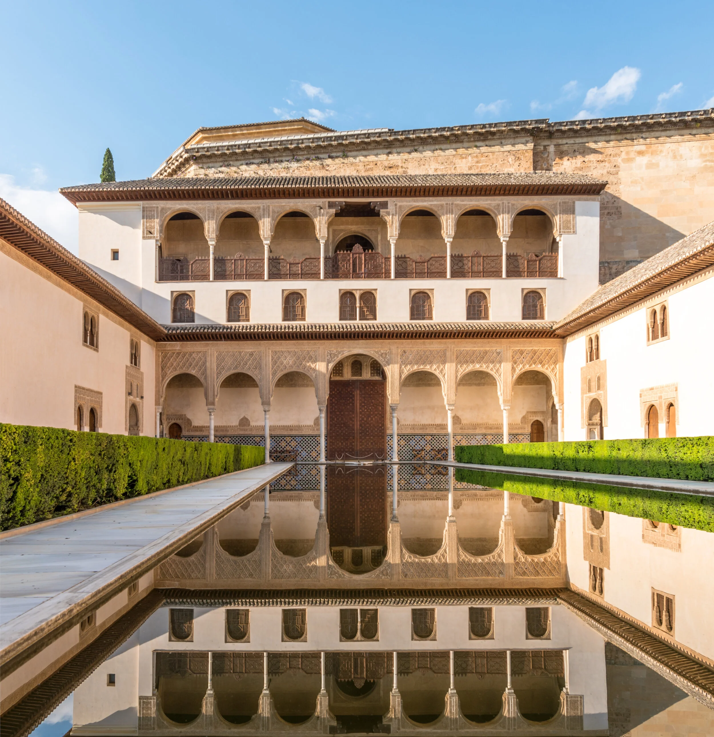 granada alhambra reflection2_.jpg