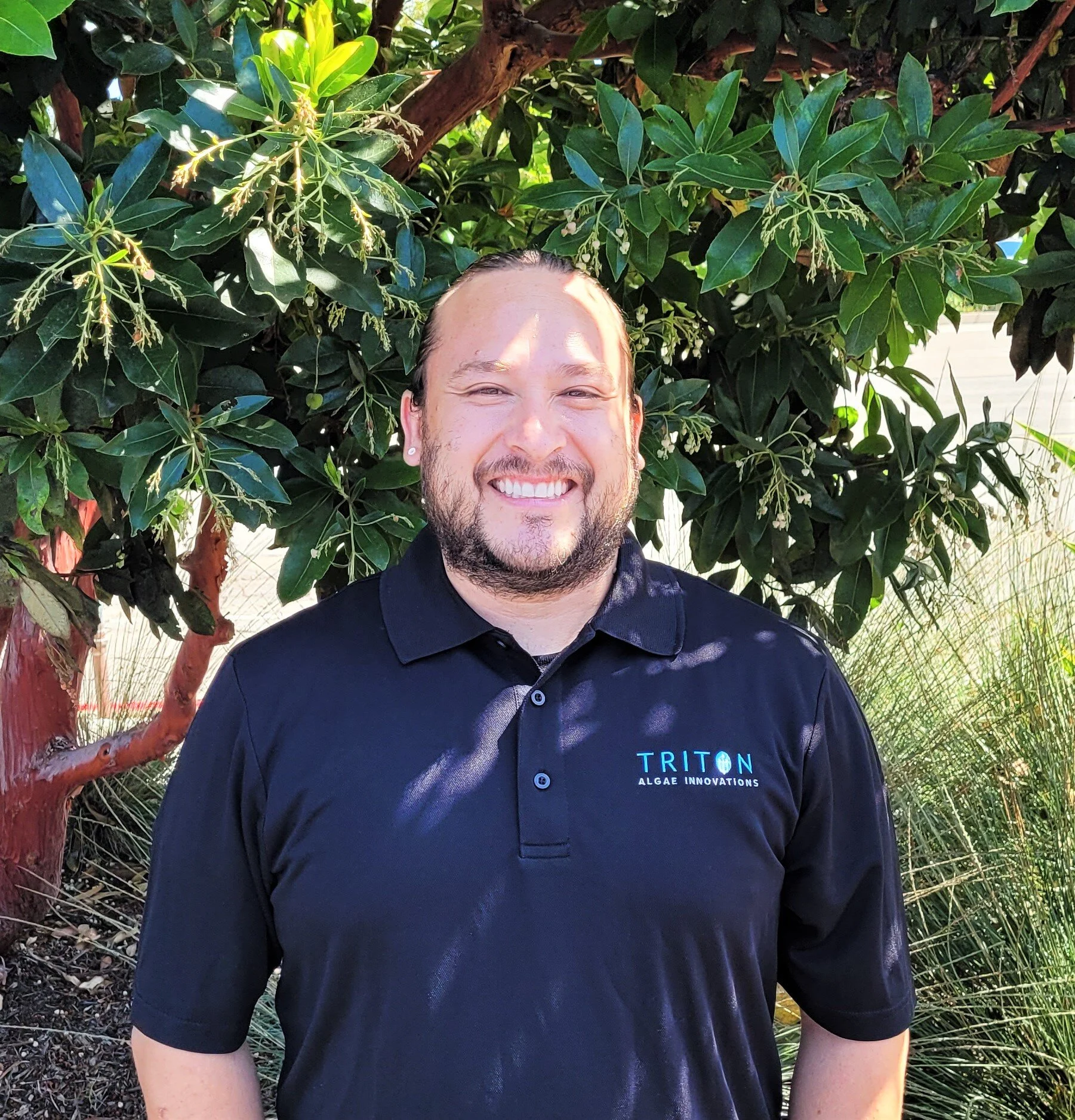 Oscar Gonzalez, Associate Scientist studying algae based protein