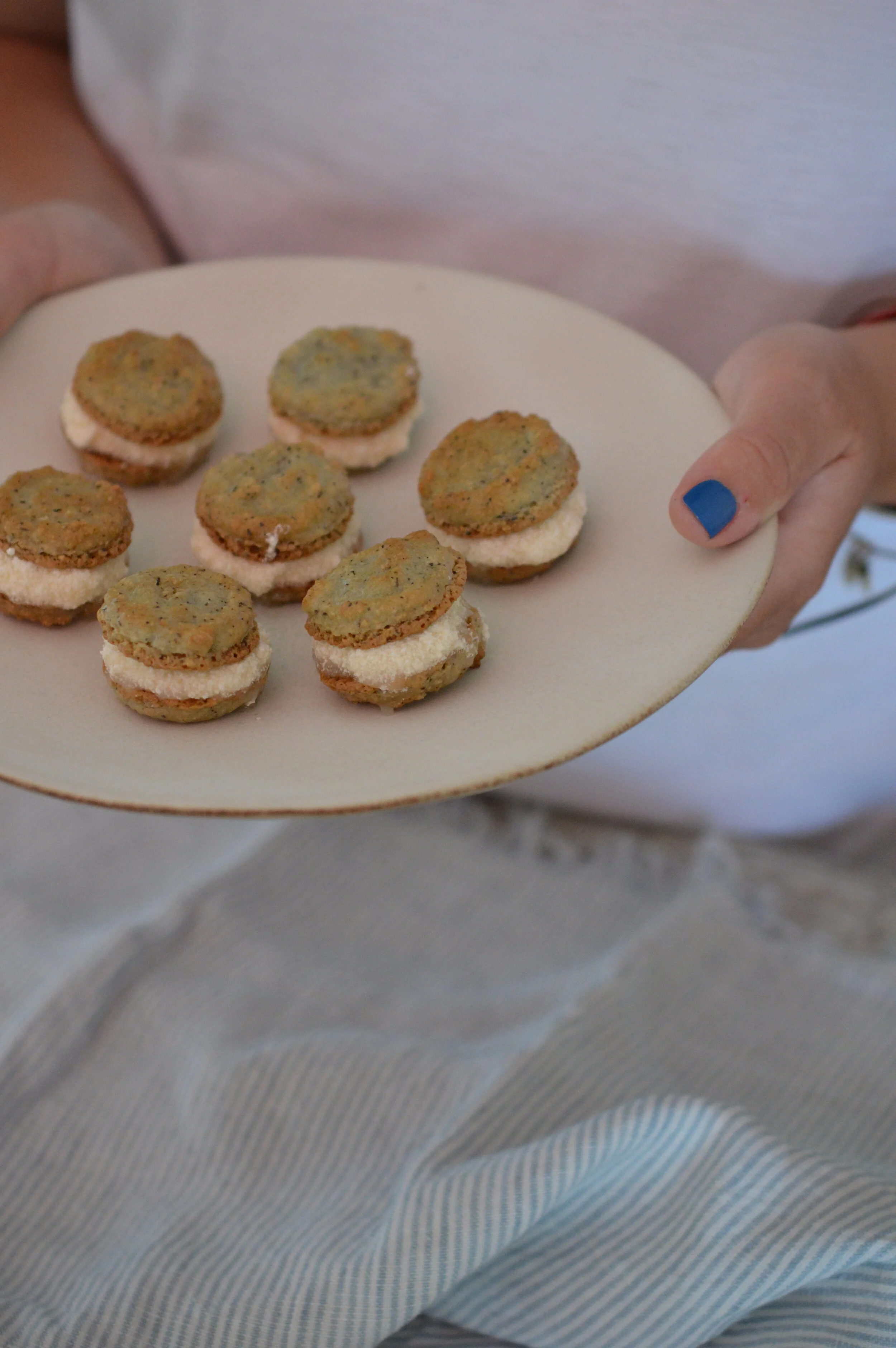 Earl Grey Macarons and a Lesson in Grace