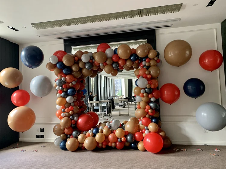 Balloon sculpture centerpiece NYC