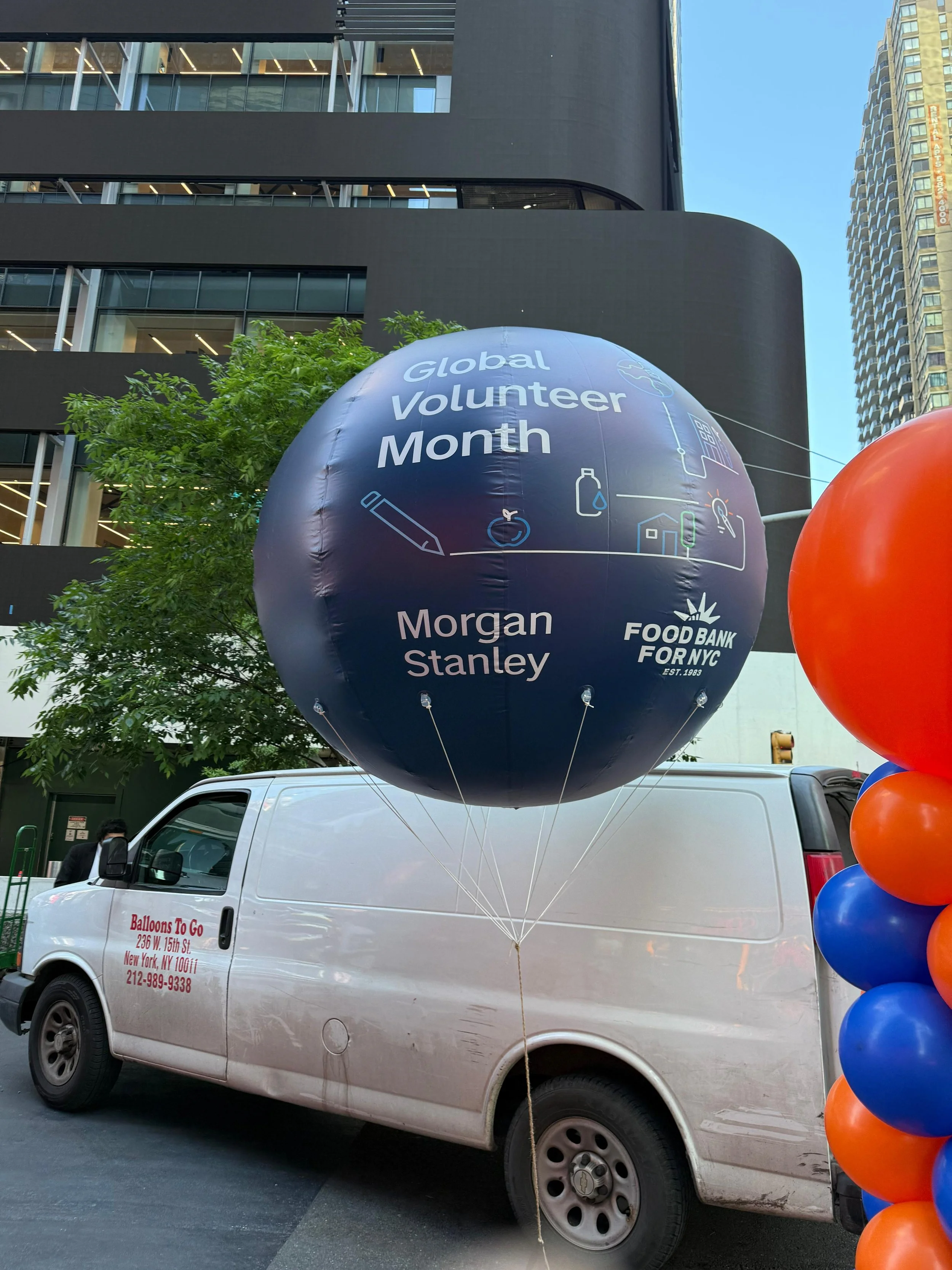 How Far in Advance to Book Balloon Decor in NYC? (Same-Day Available)