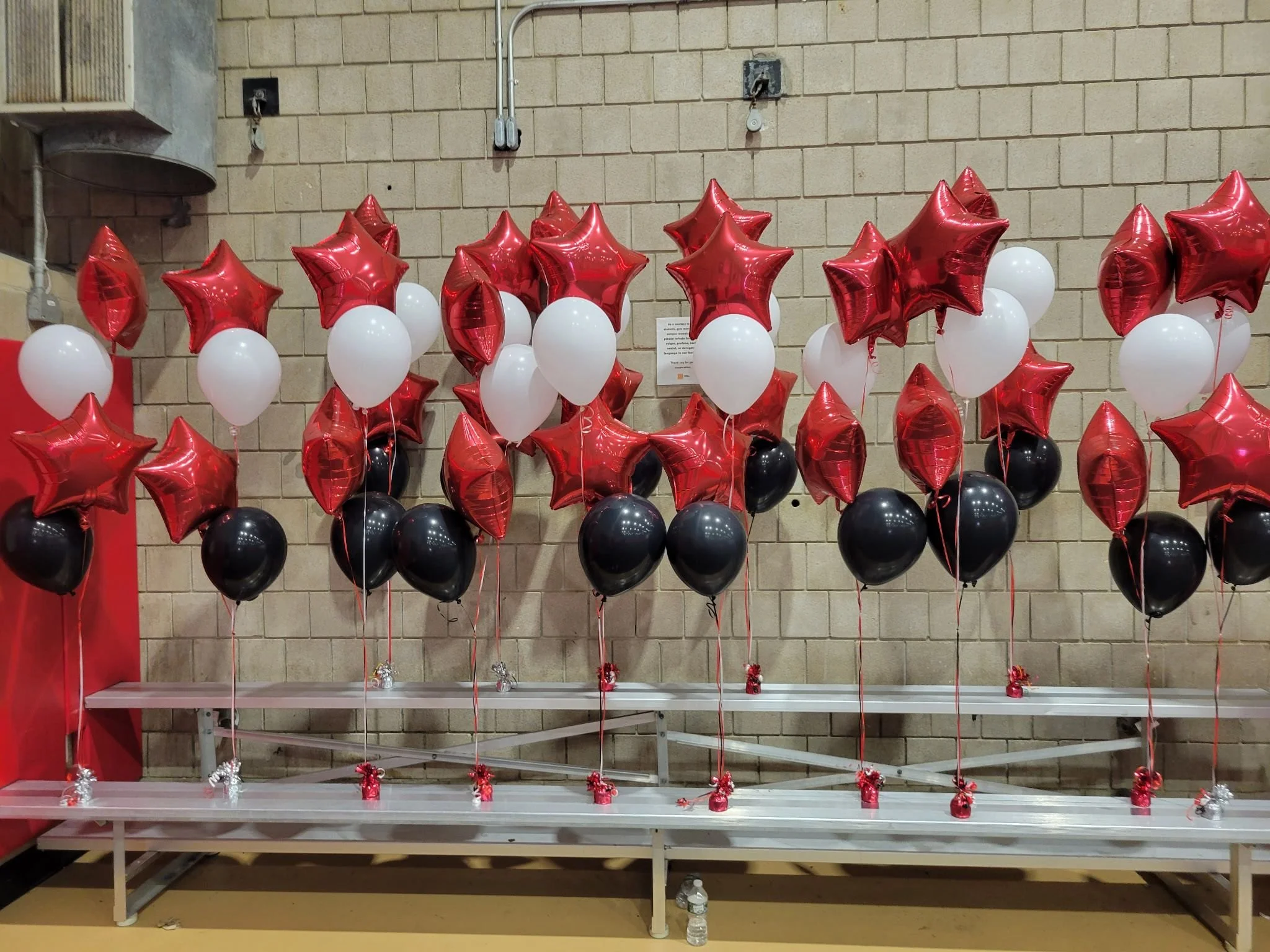 Balloon Arch, Columns &amp; Centerpieces — Queens, NYC Event Decor